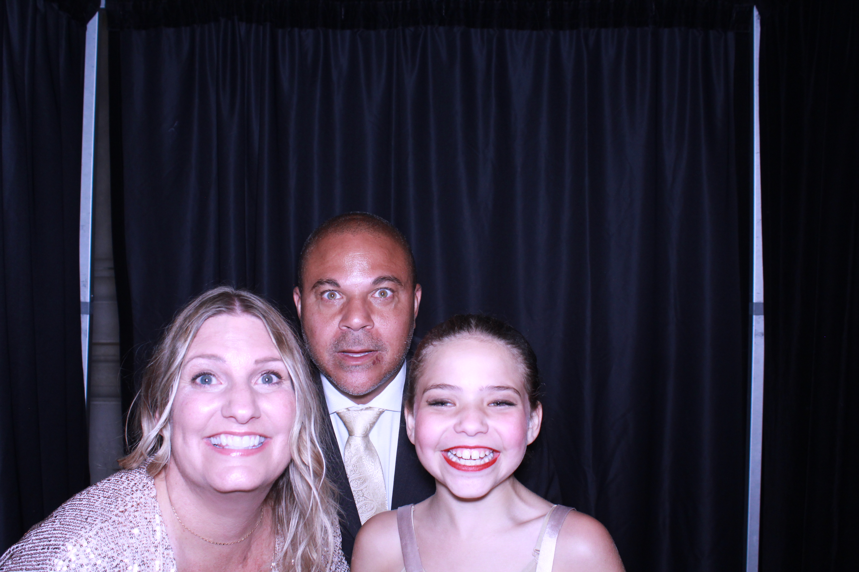 aeroseal holiday party | View more photos from the event at gallery.photoboothcincy.com/u/PhotoBoothCincy/aeroseal-holiday-party