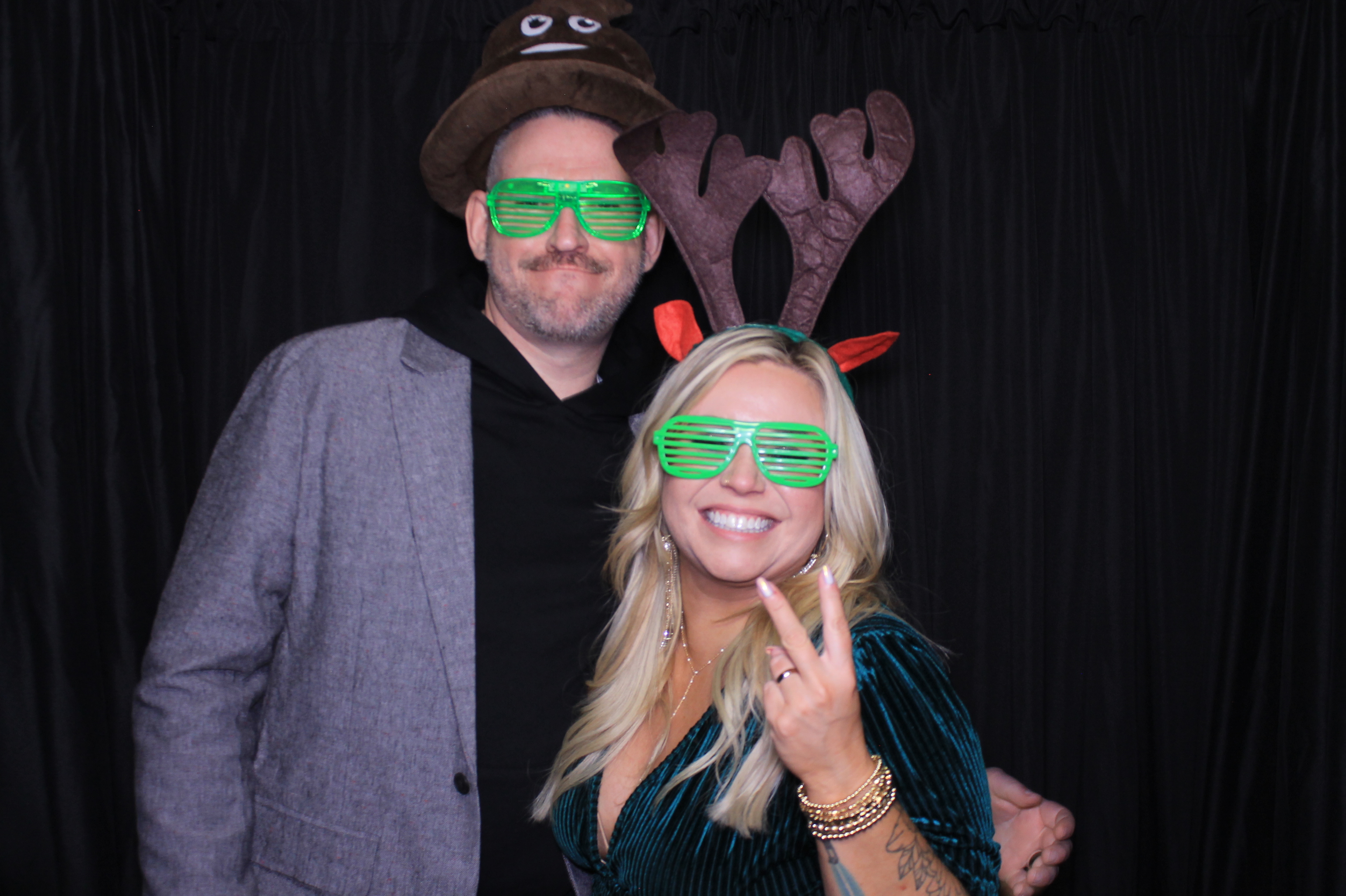 aeroseal holiday party | View more photos from the event at gallery.photoboothcincy.com/u/PhotoBoothCincy/aeroseal-holiday-party