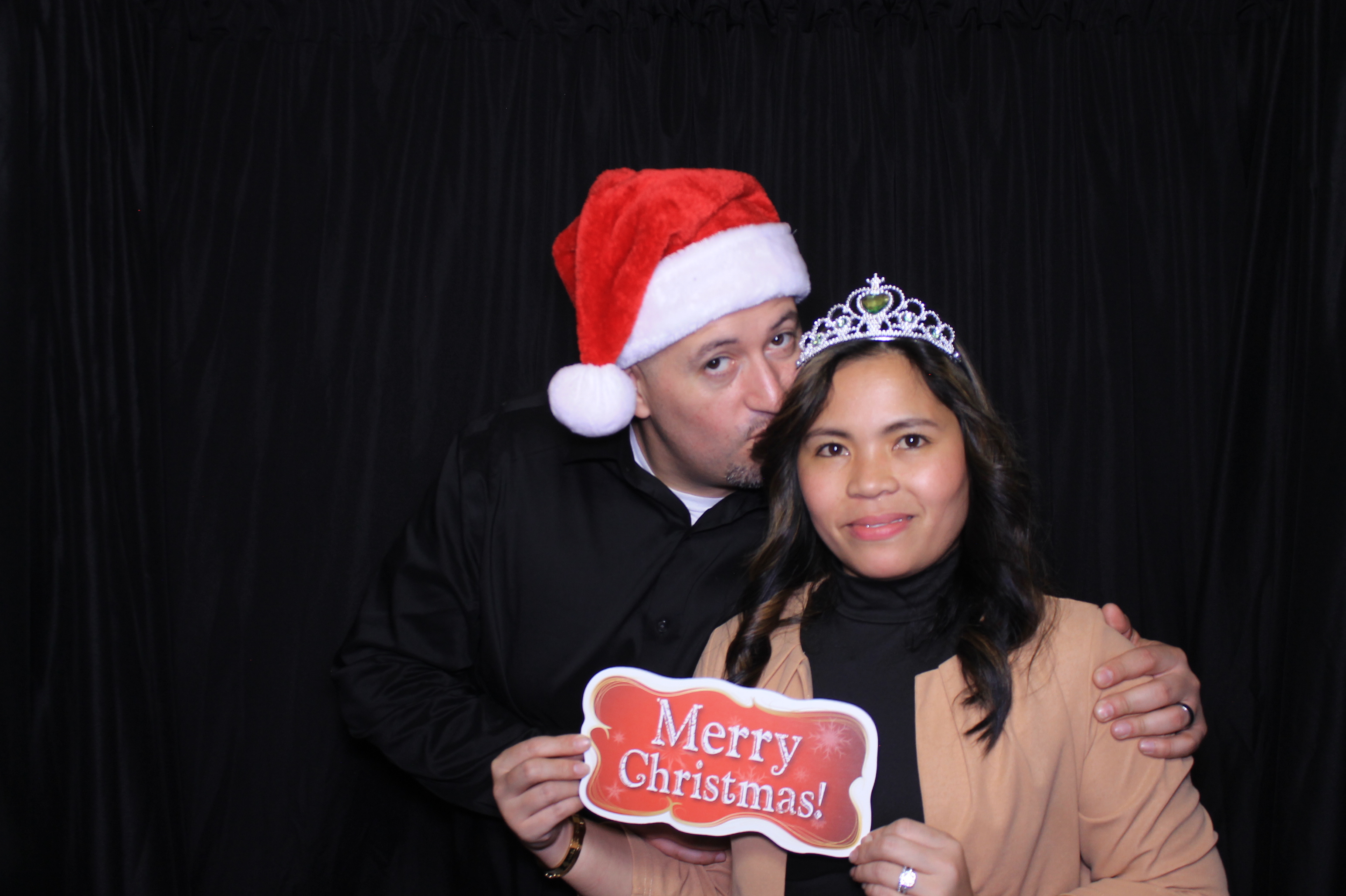 aeroseal holiday party | View more photos from the event at gallery.photoboothcincy.com/u/PhotoBoothCincy/aeroseal-holiday-party