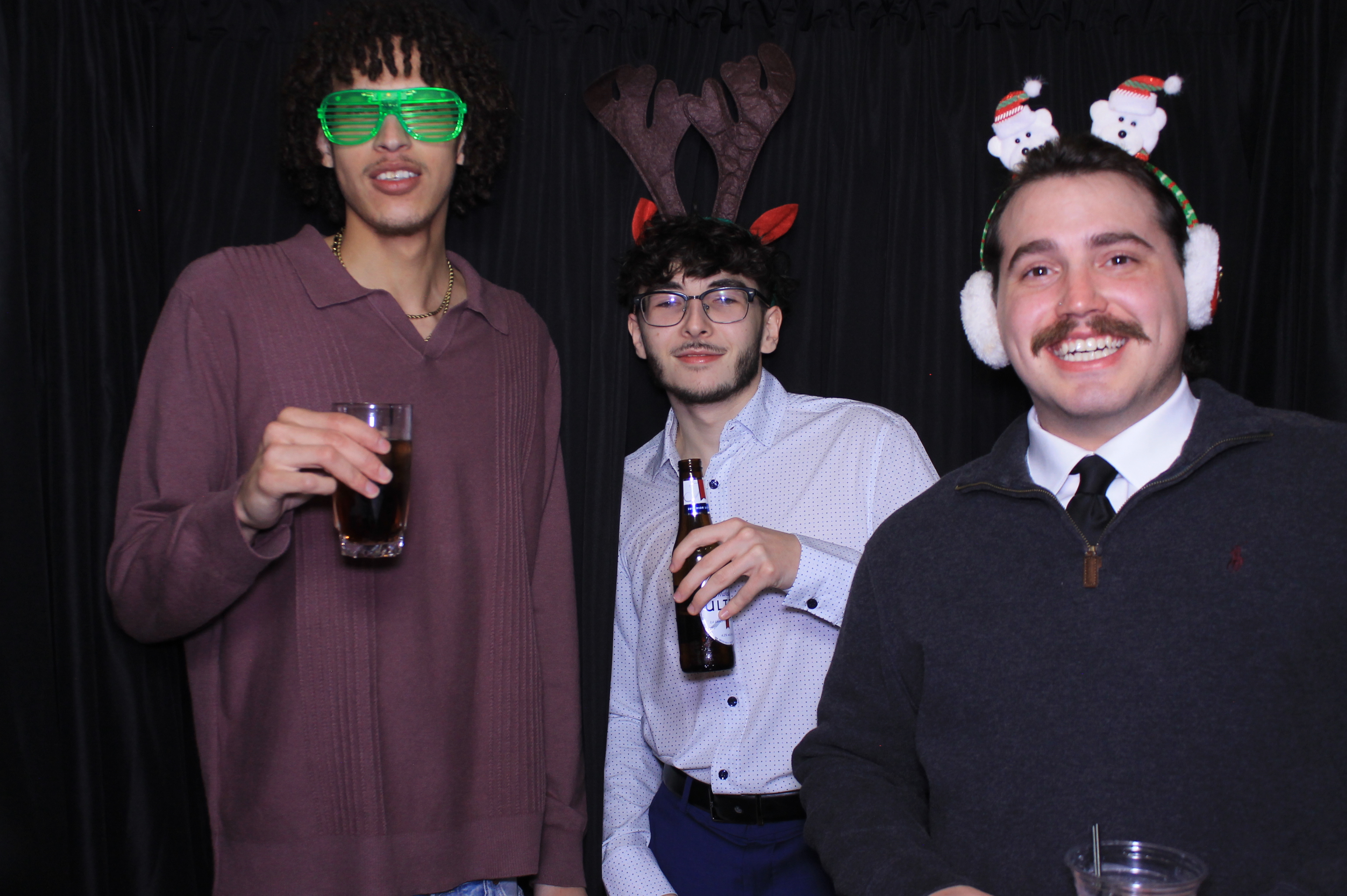 aeroseal holiday party | View more photos from the event at gallery.photoboothcincy.com/u/PhotoBoothCincy/aeroseal-holiday-party
