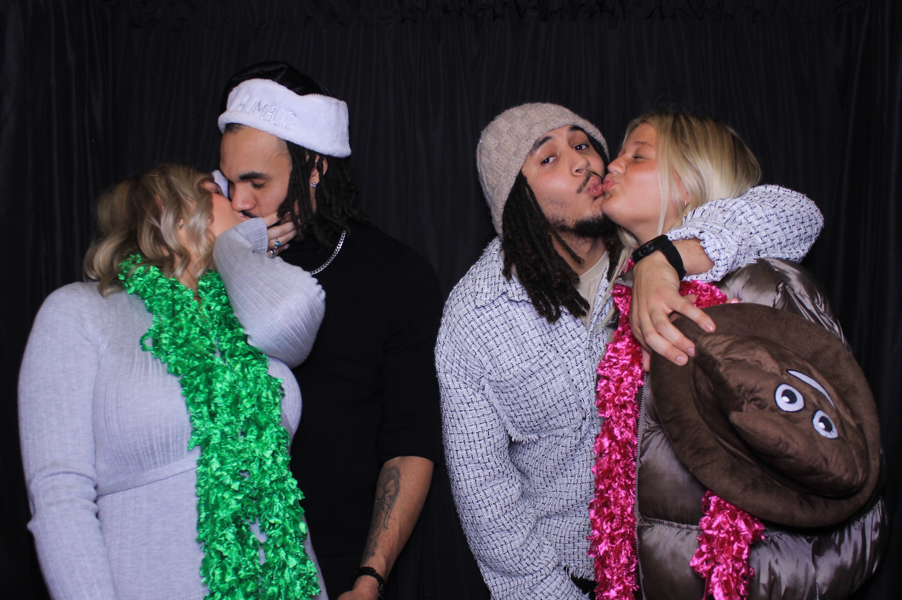 aeroseal holiday party | View more photos from the event at gallery.photoboothcincy.com/u/PhotoBoothCincy/aeroseal-holiday-party