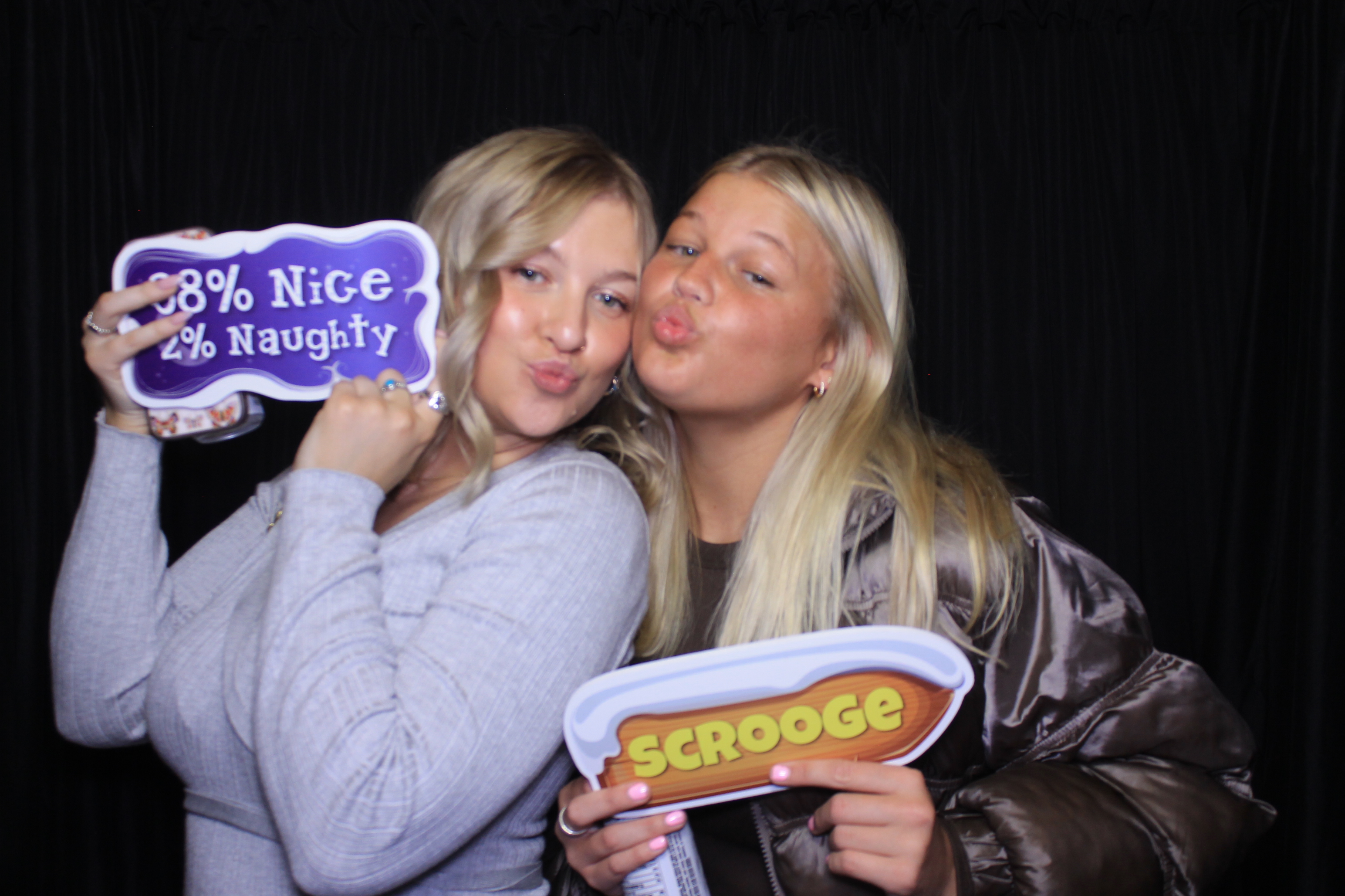 aeroseal holiday party | View more photos from the event at gallery.photoboothcincy.com/u/PhotoBoothCincy/aeroseal-holiday-party