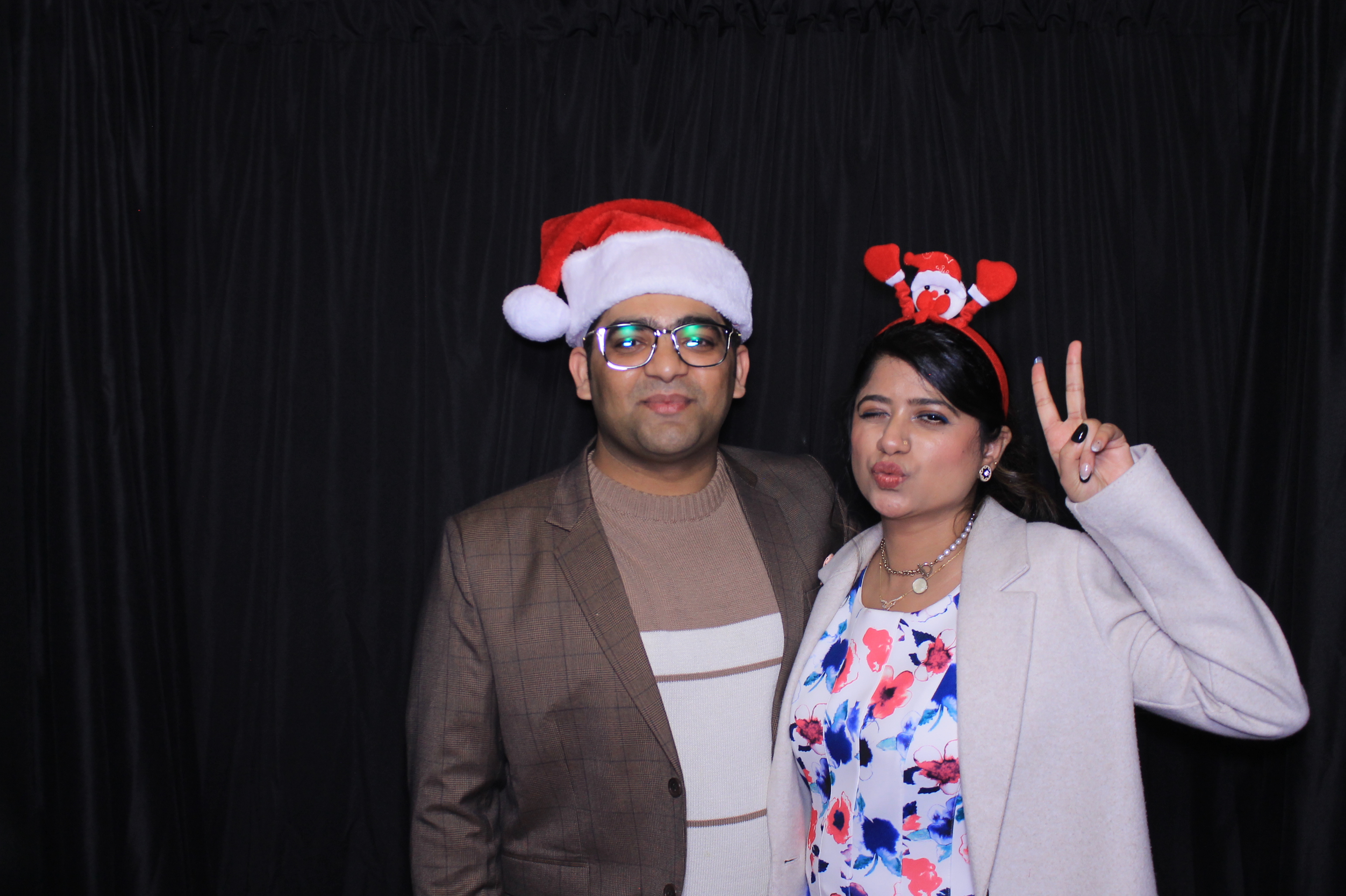 aeroseal holiday party | View more photos from the event at gallery.photoboothcincy.com/u/PhotoBoothCincy/aeroseal-holiday-party