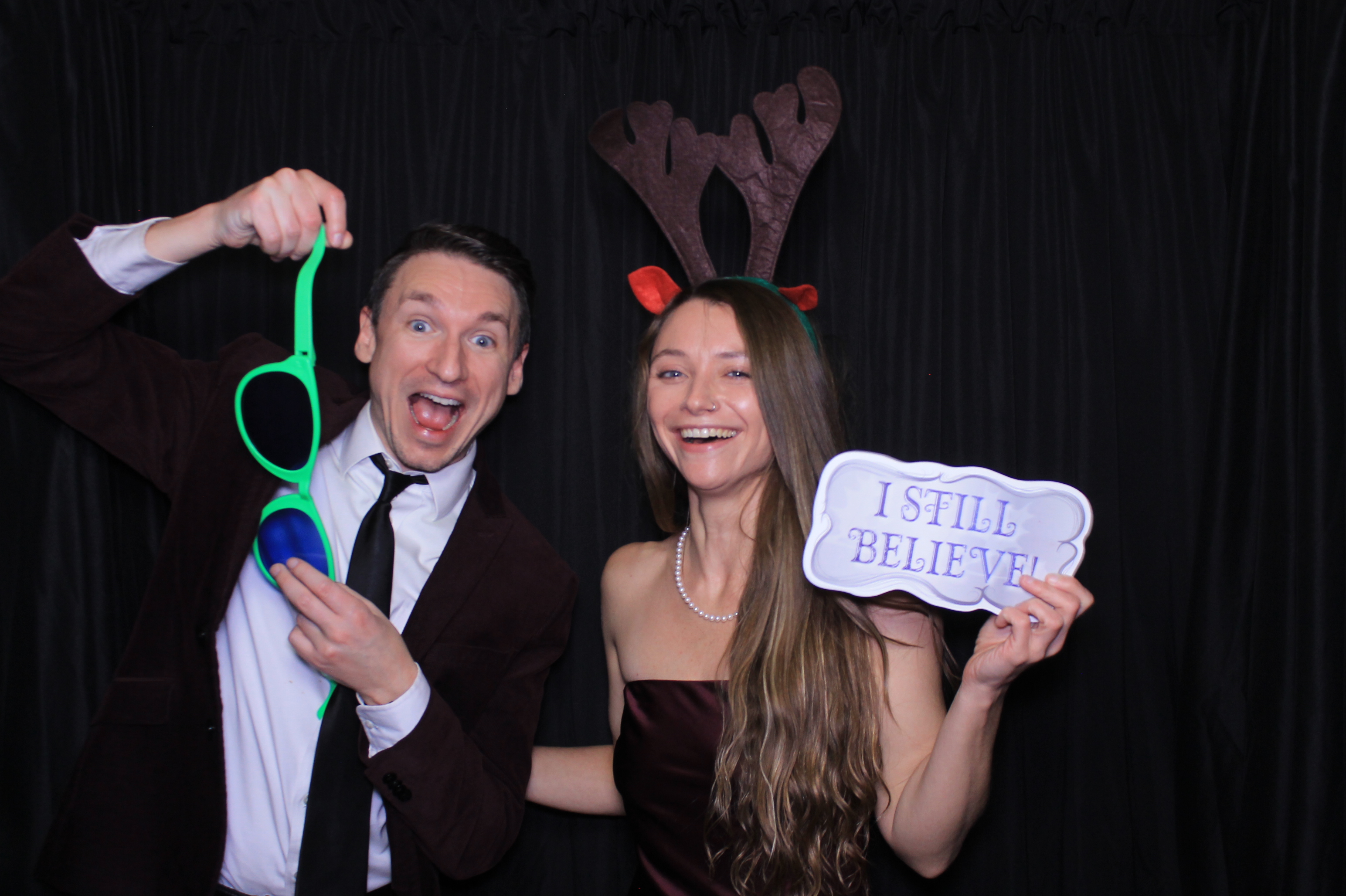 aeroseal holiday party | View more photos from the event at gallery.photoboothcincy.com/u/PhotoBoothCincy/aeroseal-holiday-party