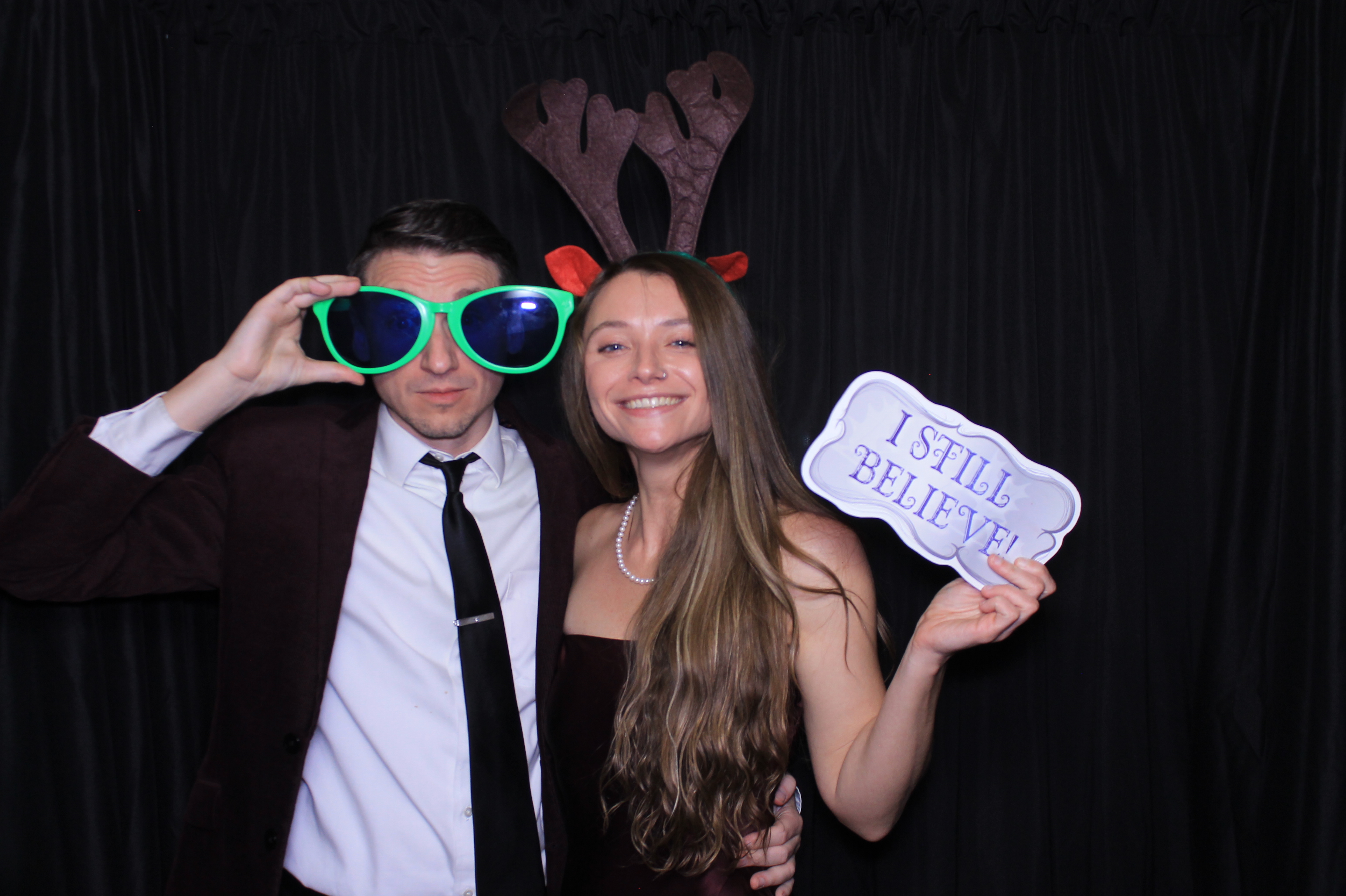 aeroseal holiday party | View more photos from the event at gallery.photoboothcincy.com/u/PhotoBoothCincy/aeroseal-holiday-party