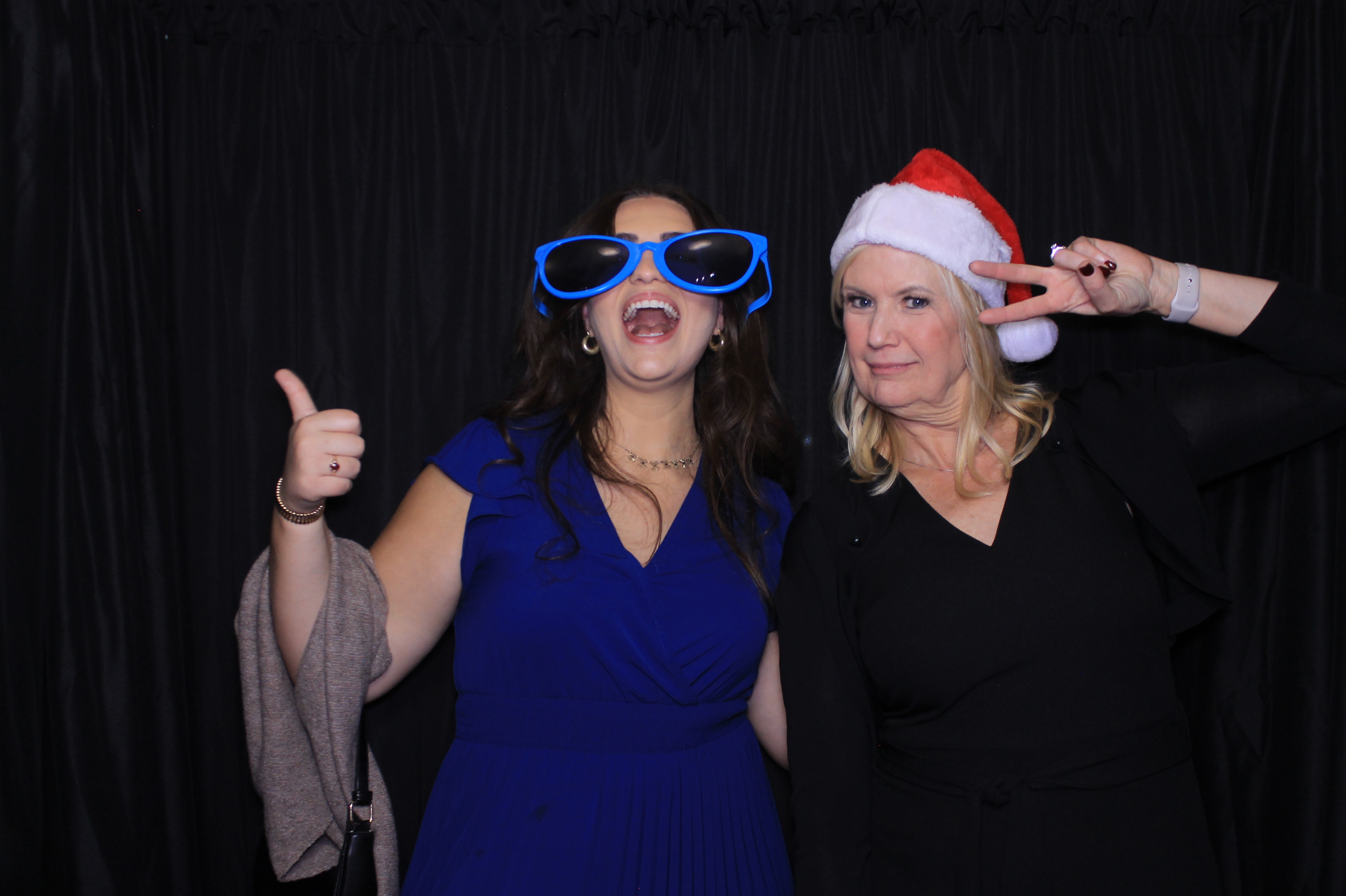 aeroseal holiday party | View more photos from the event at gallery.photoboothcincy.com/u/PhotoBoothCincy/aeroseal-holiday-party