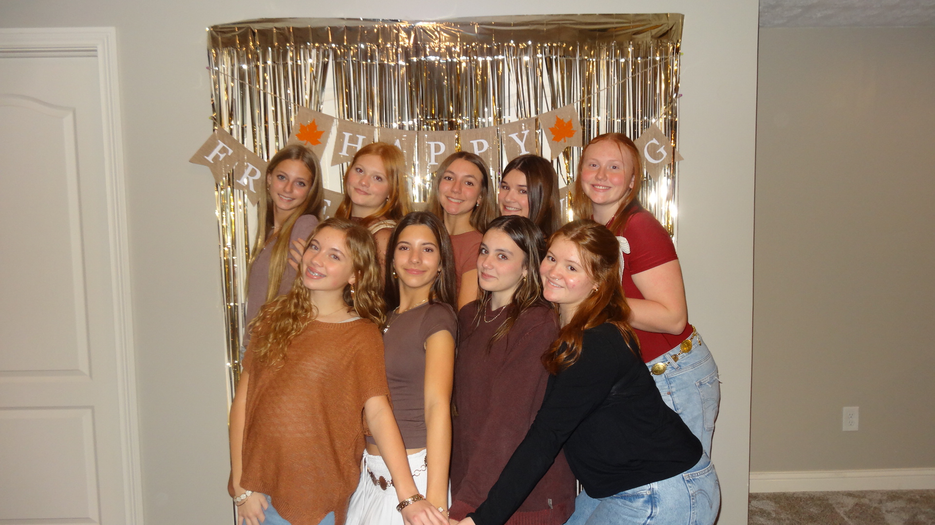 friendsgiving | View more photos from the event at gallery.photoboothcincy.com/u/PhotoBoothCincy/friendsgiving