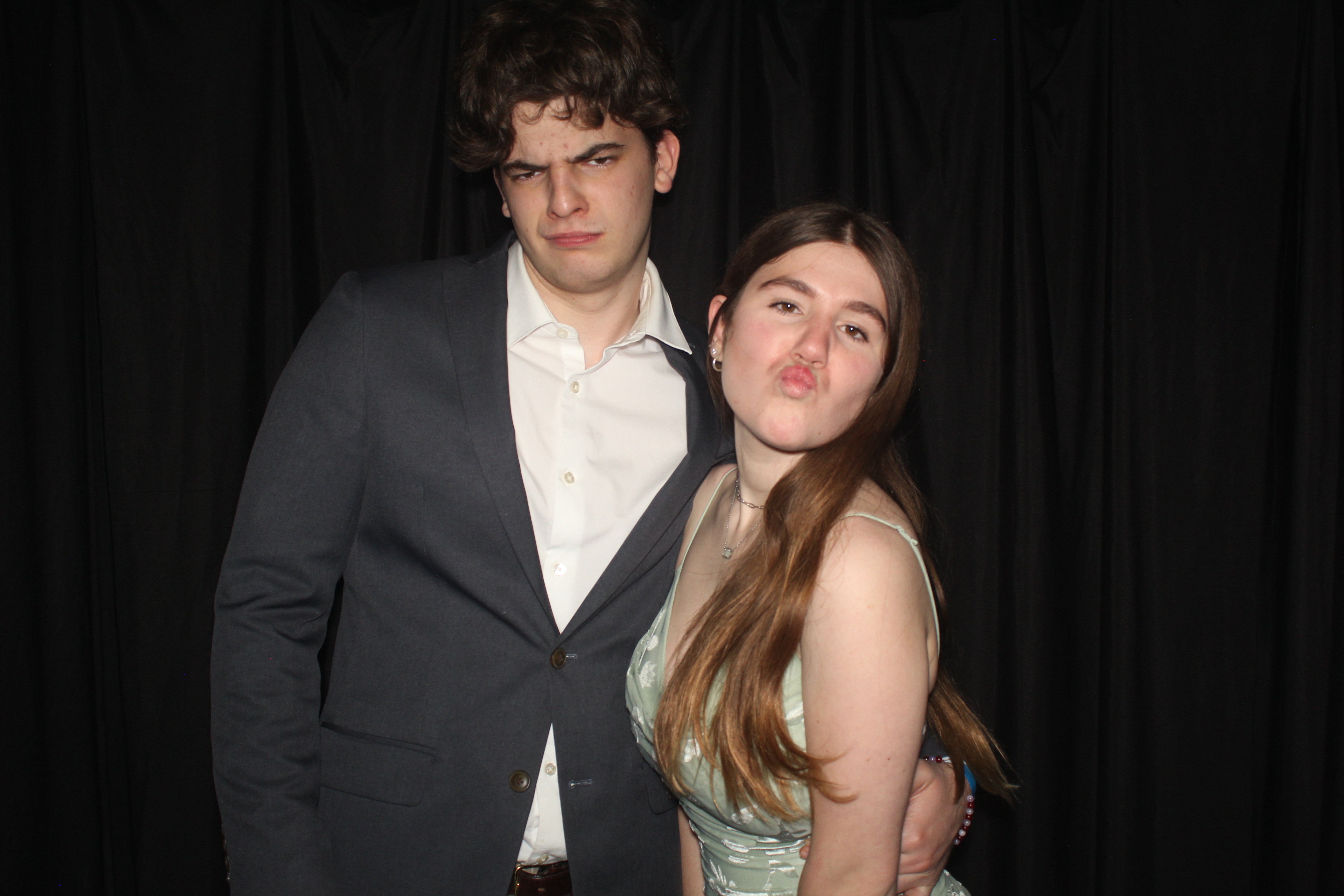 kids first Christmas party | View more photos from the event at gallery.photoboothcincy.com/u/PhotoBoothCincy/kids-first-Christmas-party