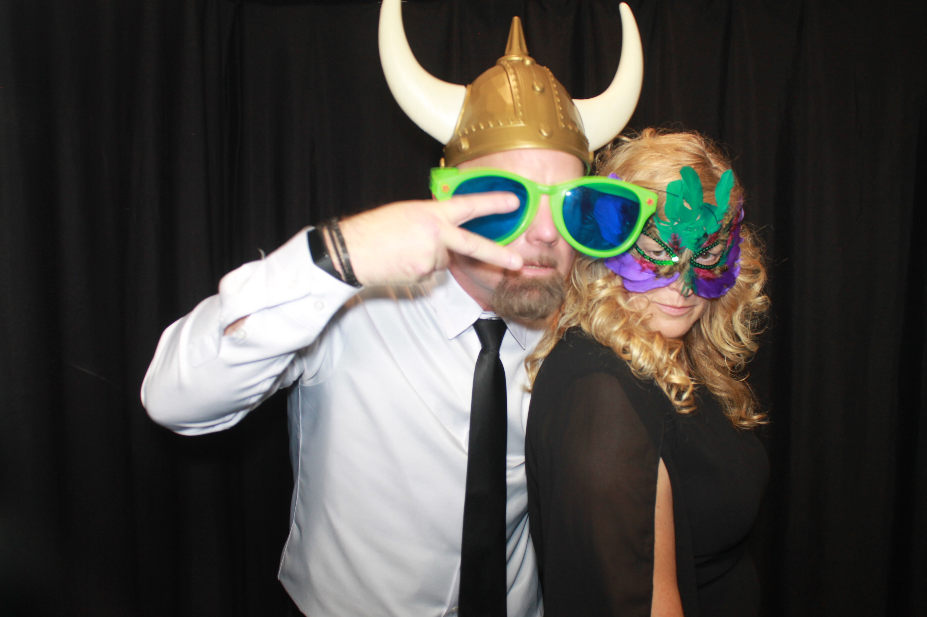 mackenzie and jacobs wedding | View more photos from the event at gallery.photoboothcincy.com/u/PhotoBoothCincy/mackenzie-and-jacobs-wedding