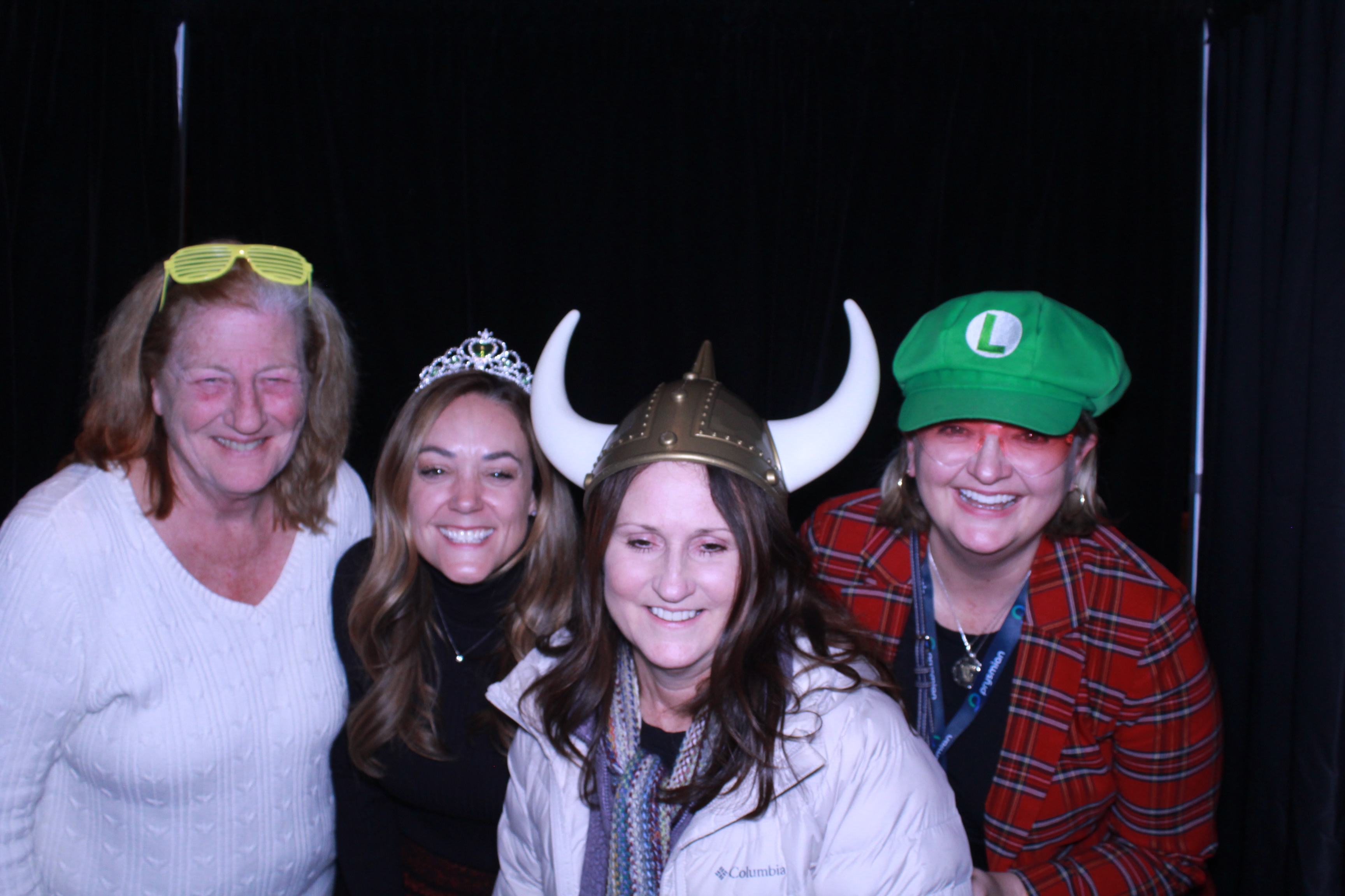 prysmian holiday party | View more photos from the event at gallery.photoboothcincy.com/u/PhotoBoothCincy/prysmian-holiday-party