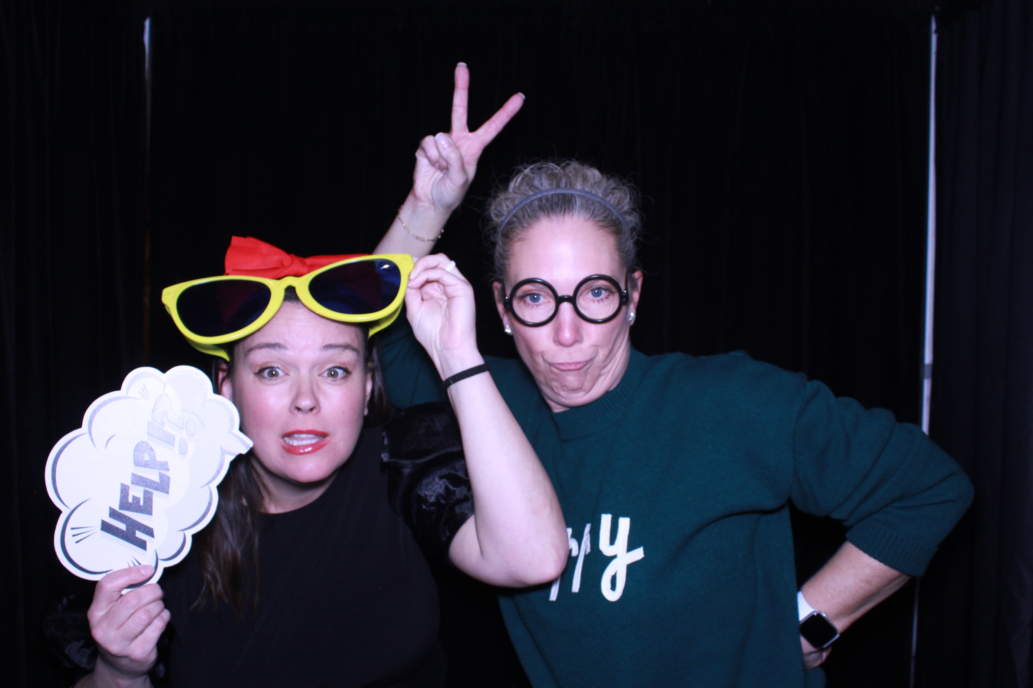 prysmian holiday party | View more photos from the event at gallery.photoboothcincy.com/u/PhotoBoothCincy/prysmian-holiday-party