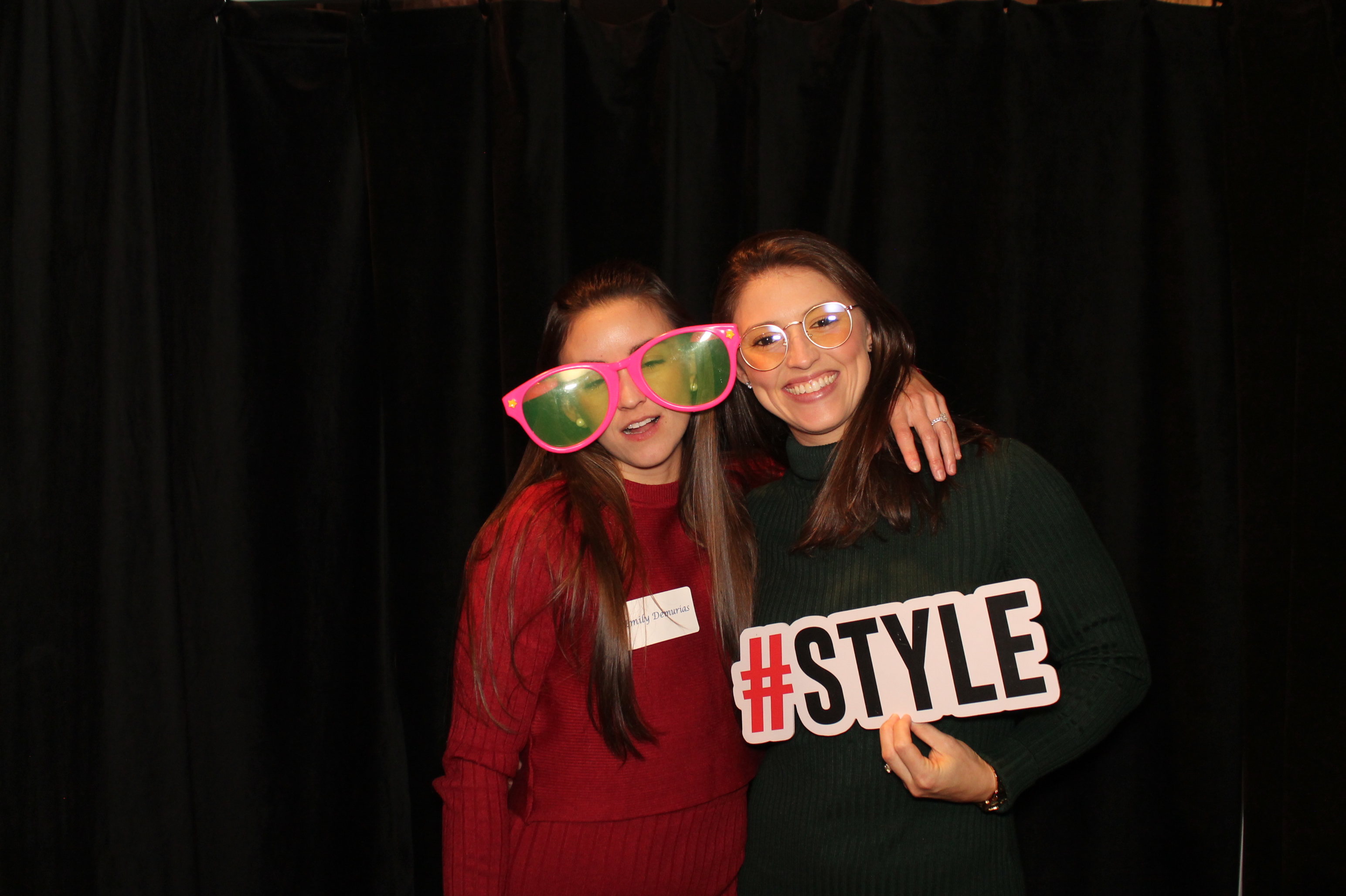 rudler holiday party | View more photos from the event at gallery.photoboothcincy.com/u/PhotoBoothCincy/rudler-holiday-party