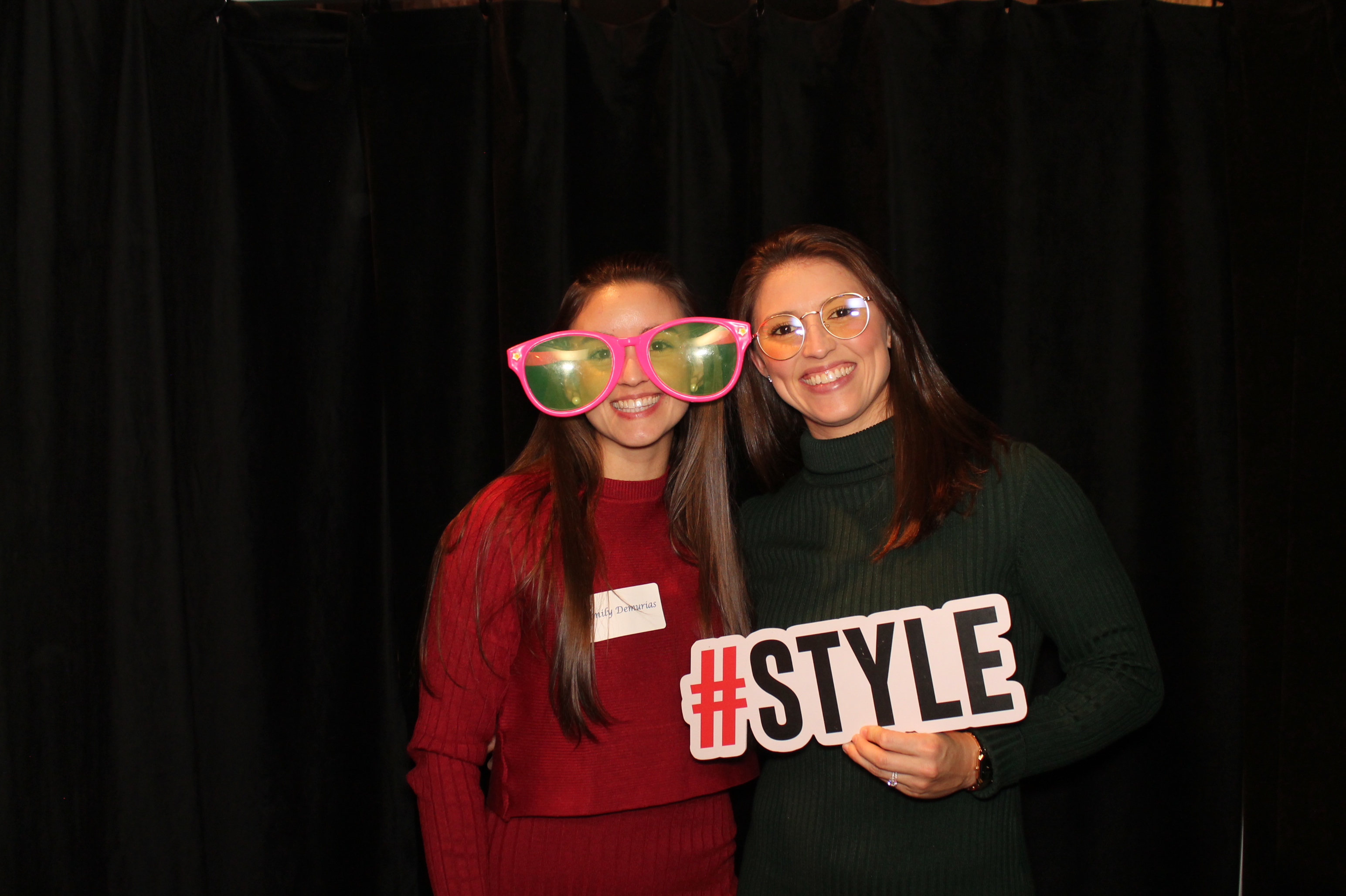 rudler holiday party | View more photos from the event at gallery.photoboothcincy.com/u/PhotoBoothCincy/rudler-holiday-party