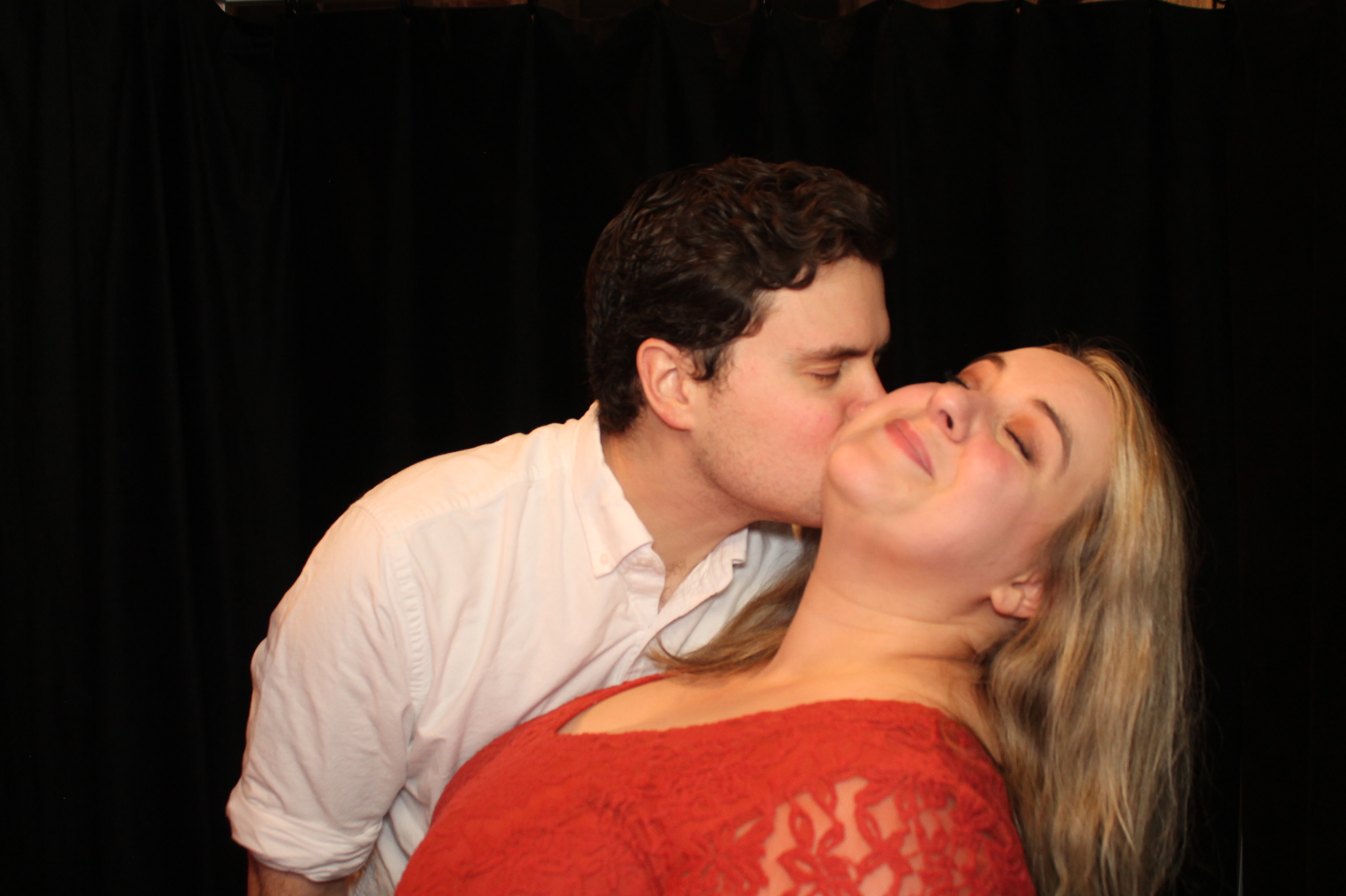 rudler holiday party | View more photos from the event at gallery.photoboothcincy.com/u/PhotoBoothCincy/rudler-holiday-party