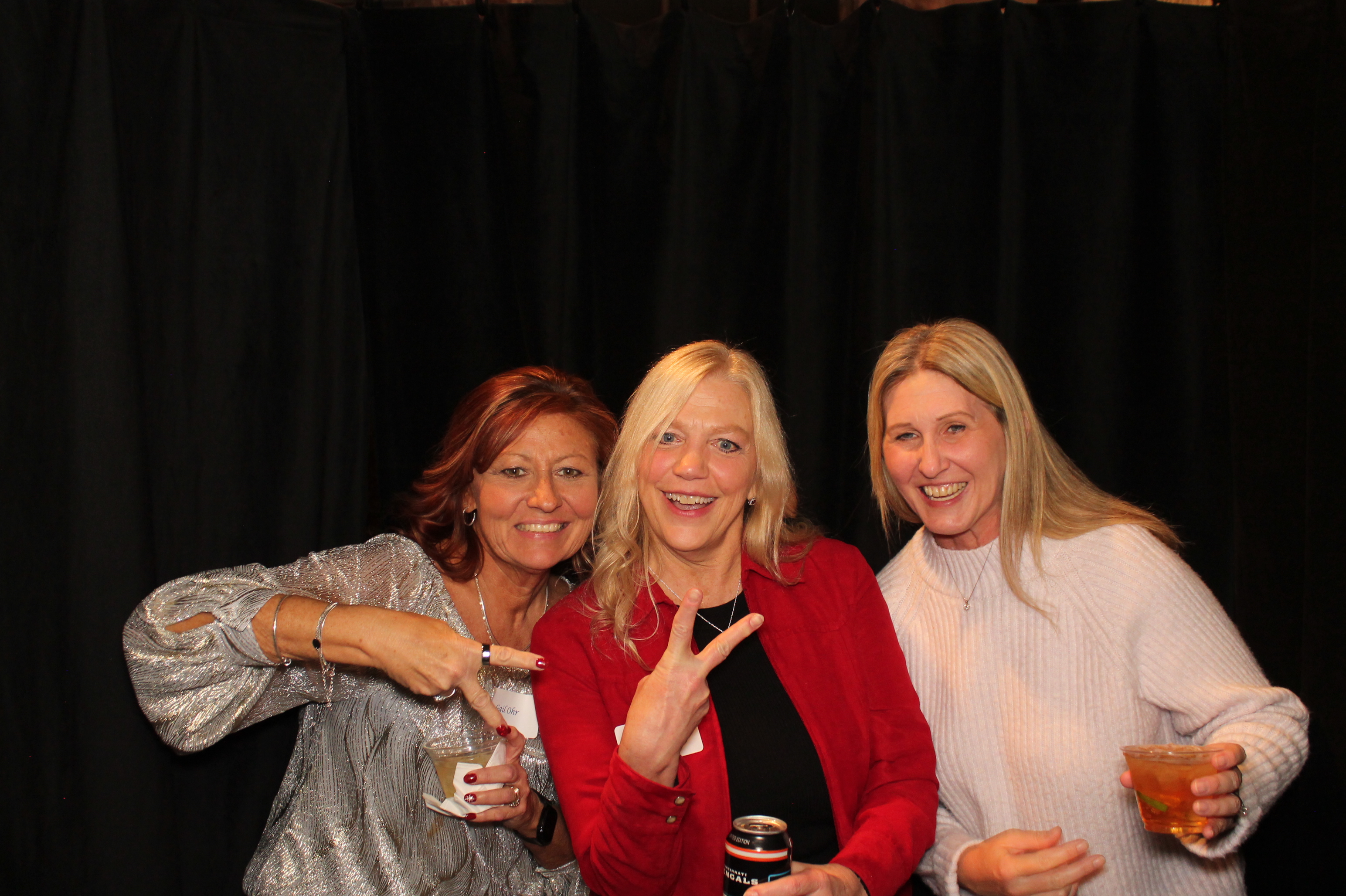 rudler holiday party | View more photos from the event at gallery.photoboothcincy.com/u/PhotoBoothCincy/rudler-holiday-party