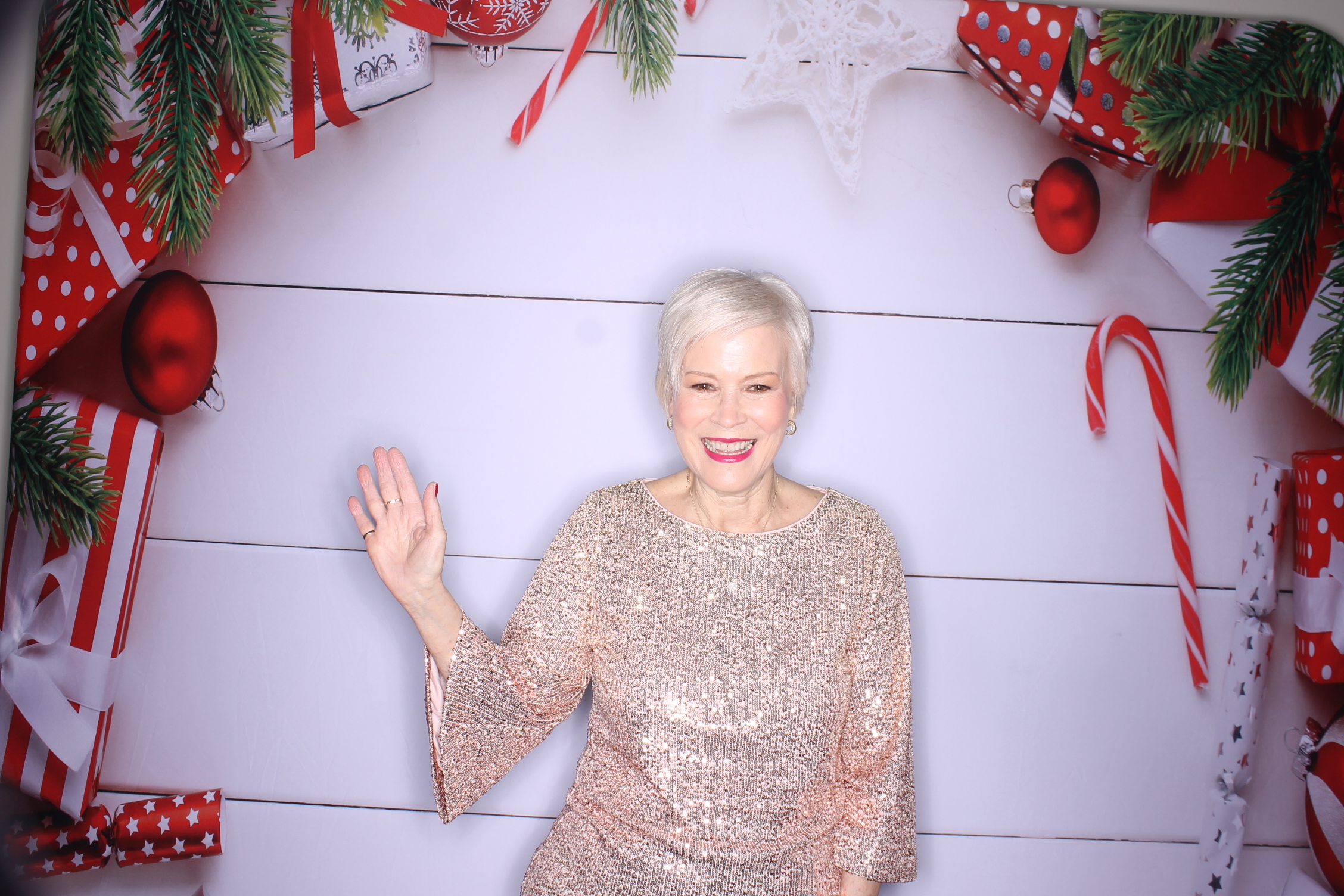 schueler group Christmas lunch | View more photos from the event at gallery.photoboothcincy.com/u/PhotoBoothCincy/schueler-group-Christmas-lunch
