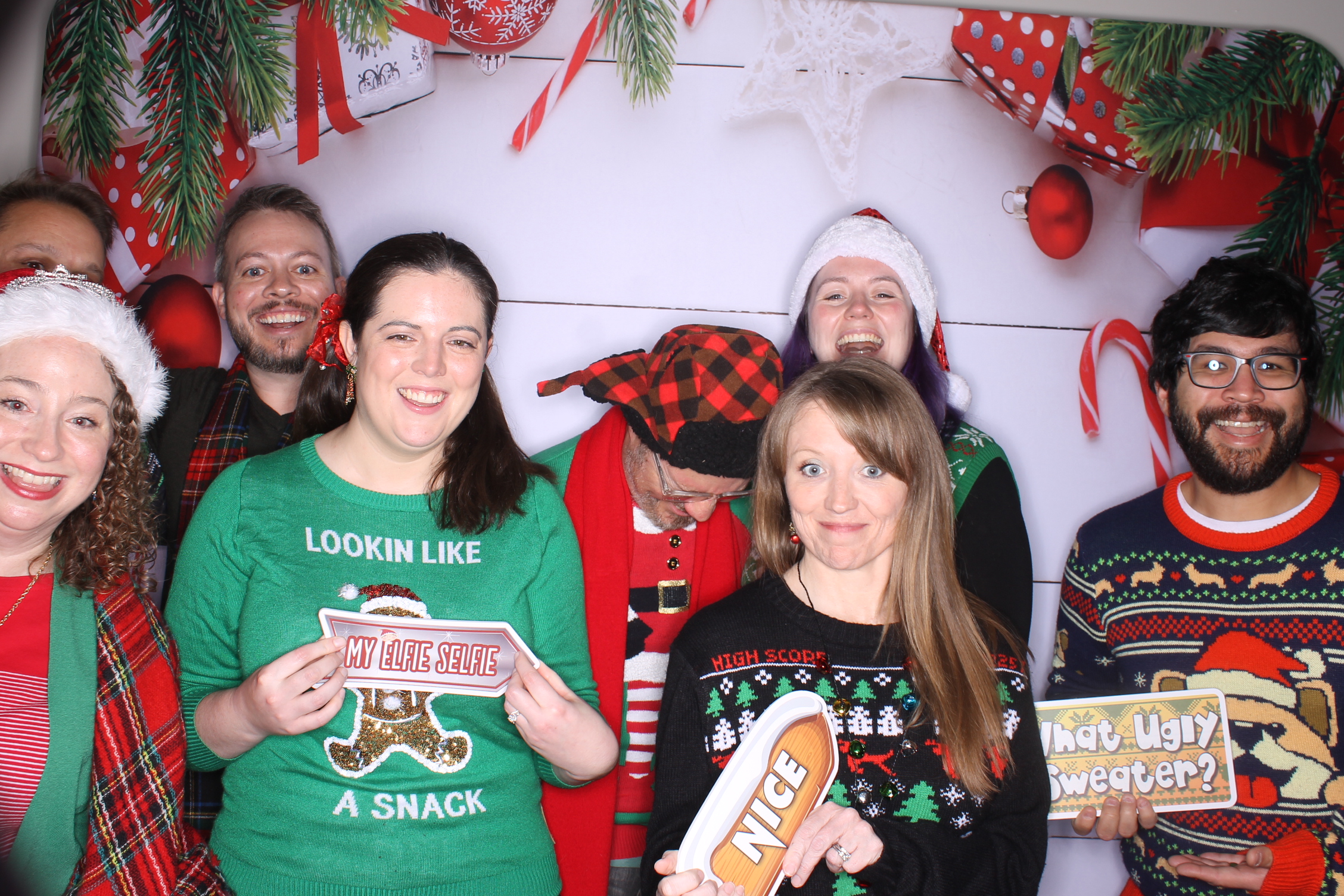 schueler group Christmas lunch | View more photos from the event at gallery.photoboothcincy.com/u/PhotoBoothCincy/schueler-group-Christmas-lunch