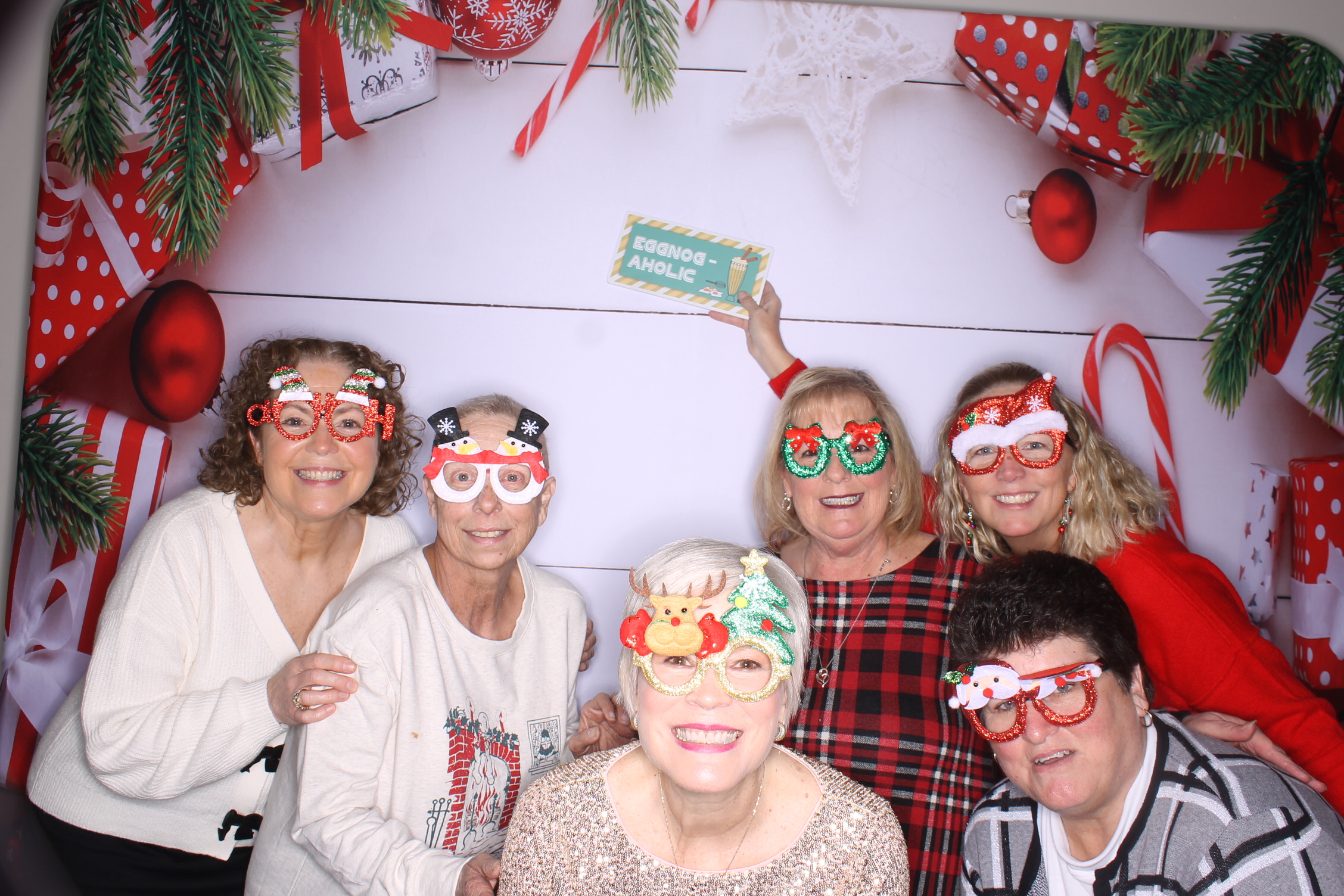 schueler group Christmas lunch | View more photos from the event at gallery.photoboothcincy.com/u/PhotoBoothCincy/schueler-group-Christmas-lunch