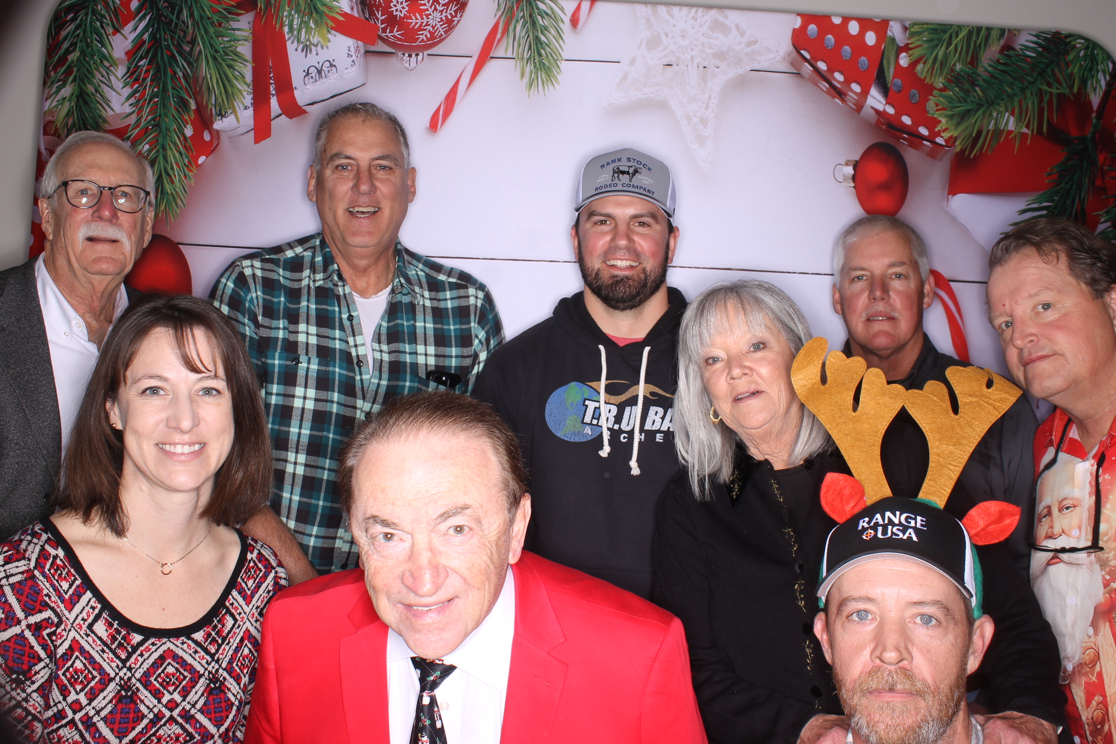 schueler group Christmas lunch | View more photos from the event at gallery.photoboothcincy.com/u/PhotoBoothCincy/schueler-group-Christmas-lunch
