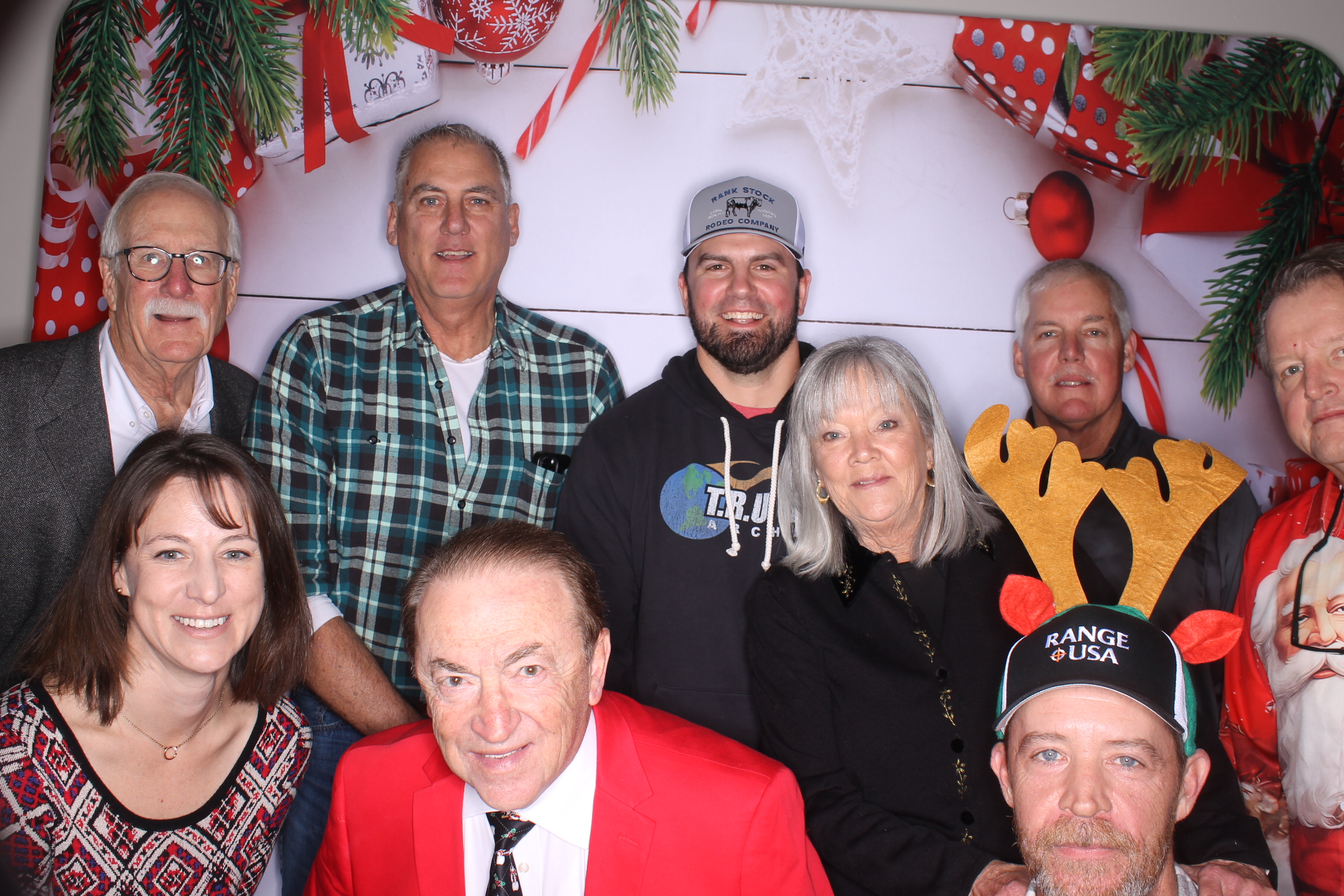 schueler group Christmas lunch | View more photos from the event at gallery.photoboothcincy.com/u/PhotoBoothCincy/schueler-group-Christmas-lunch