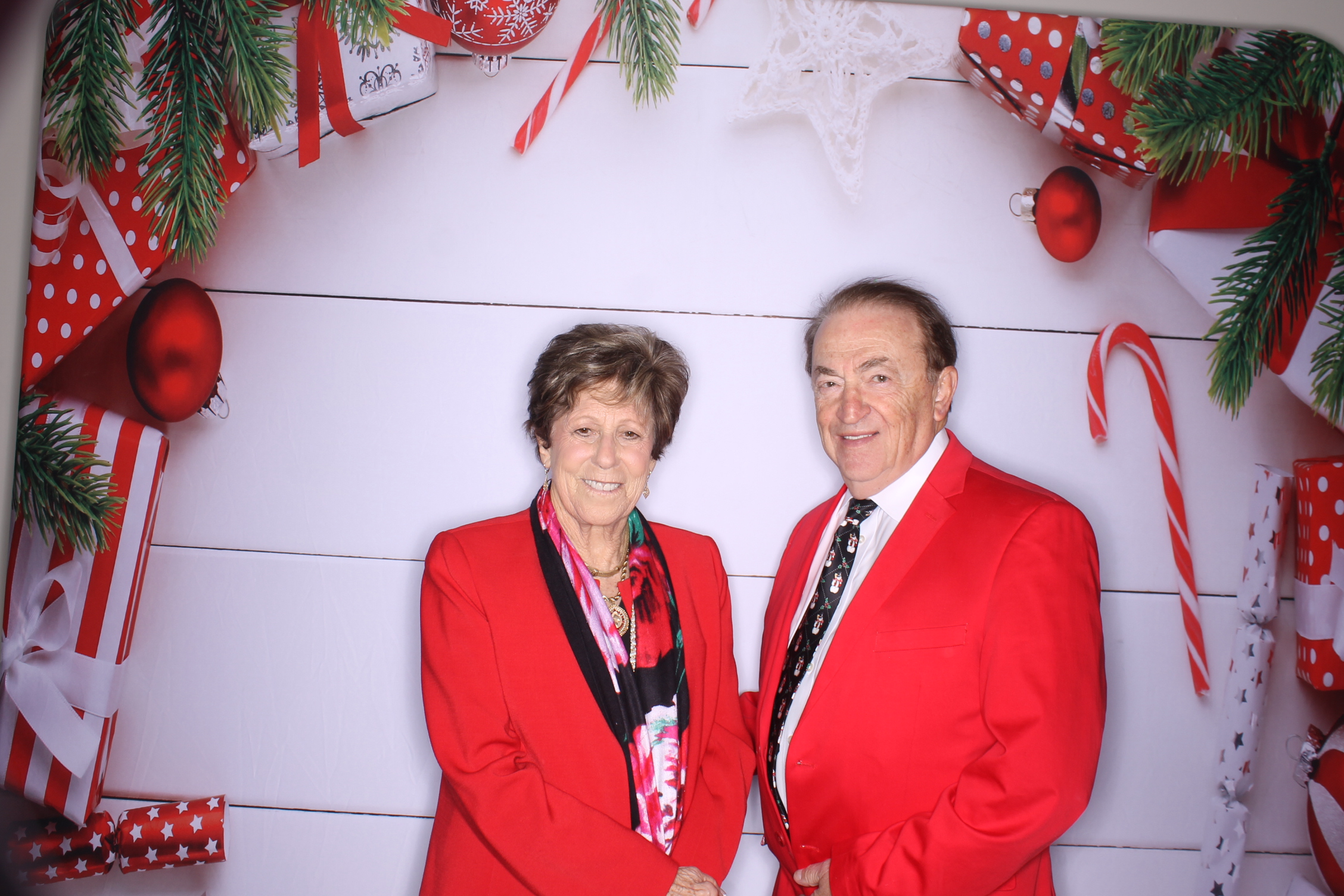 schueler group Christmas lunch | View more photos from the event at gallery.photoboothcincy.com/u/PhotoBoothCincy/schueler-group-Christmas-lunch