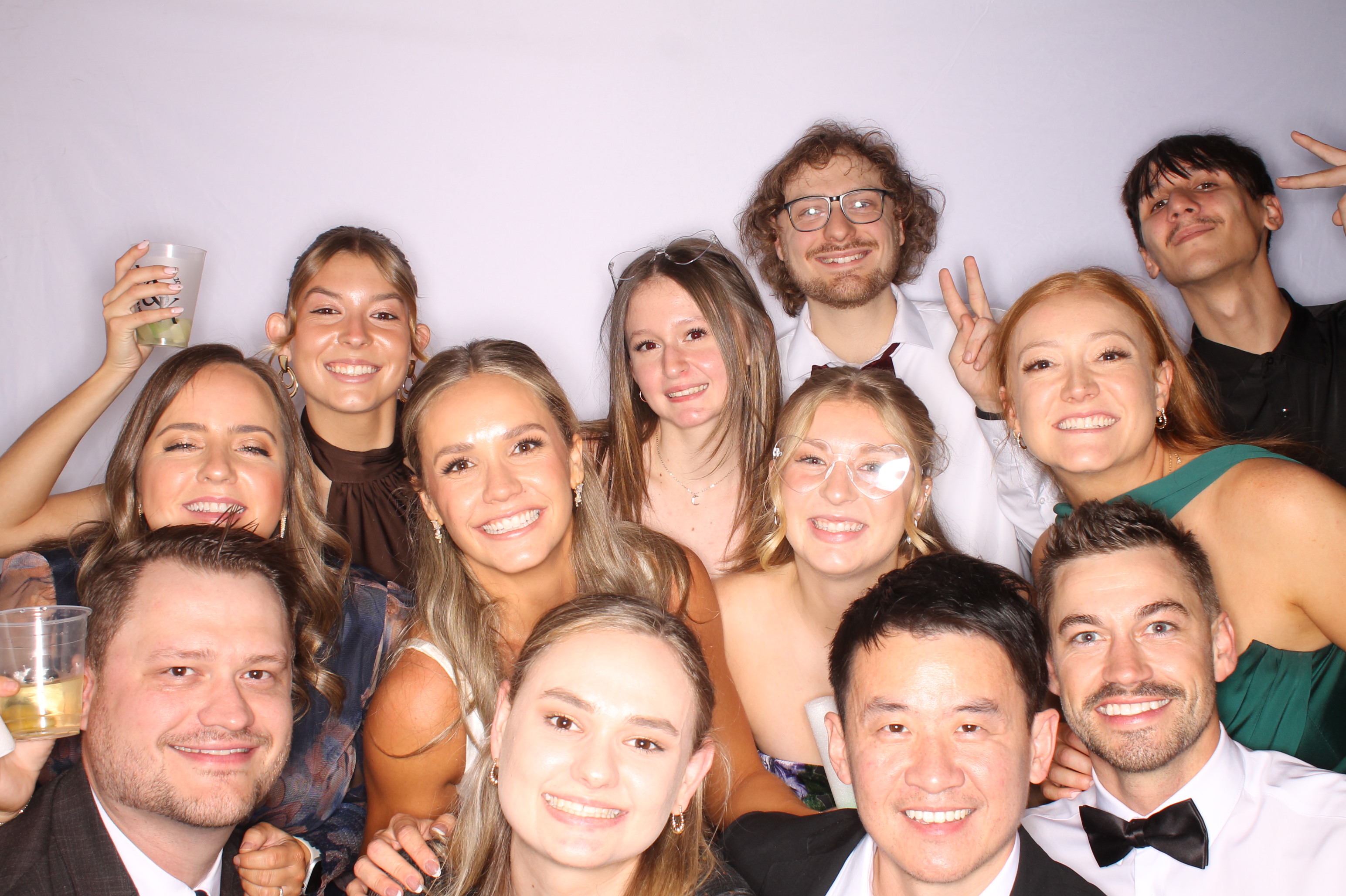 the marrahs | View more photos from the event at gallery.photoboothcincy.com/u/PhotoBoothCincy/the-marrahs