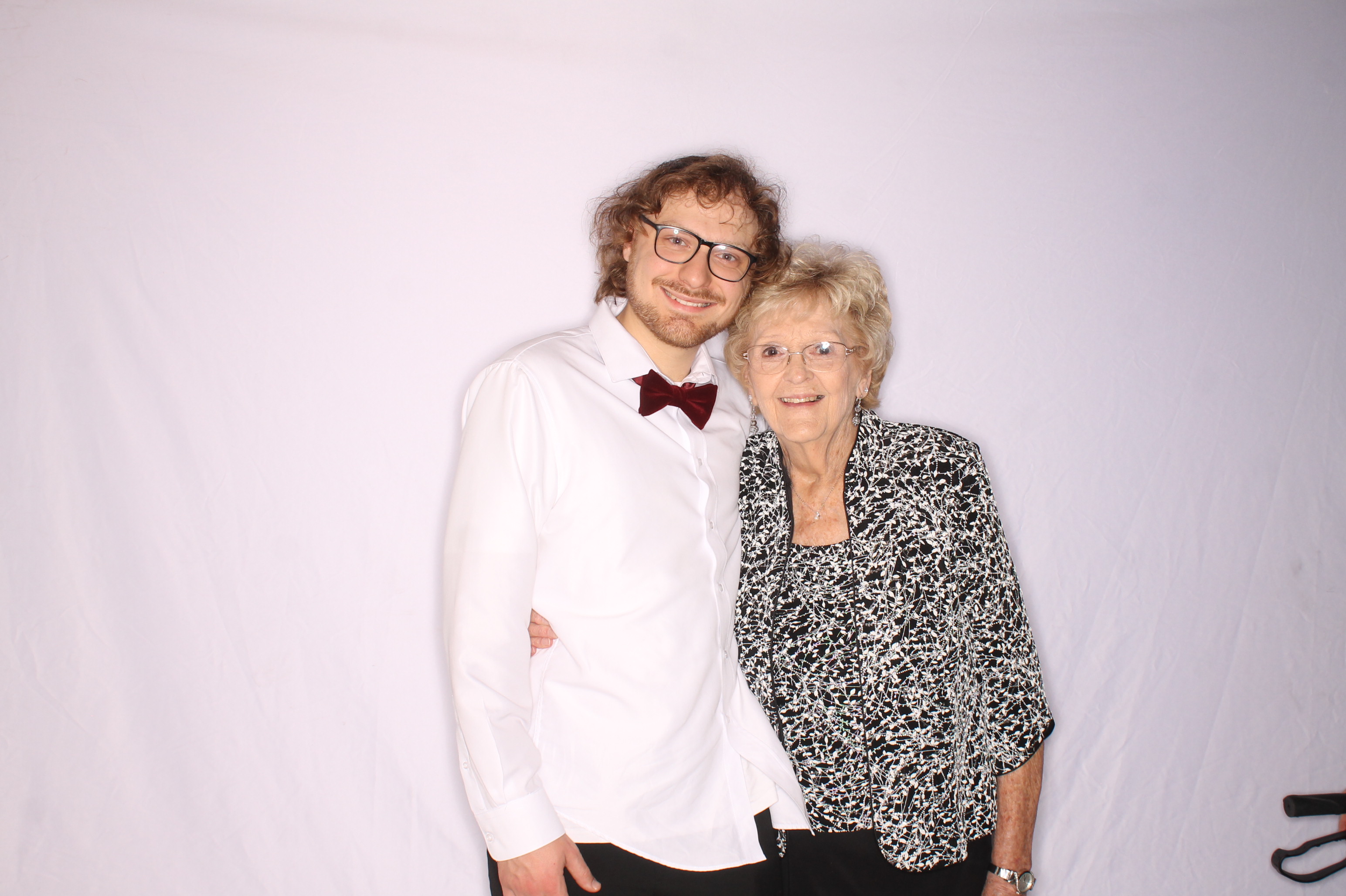 the marrahs | View more photos from the event at gallery.photoboothcincy.com/u/PhotoBoothCincy/the-marrahs