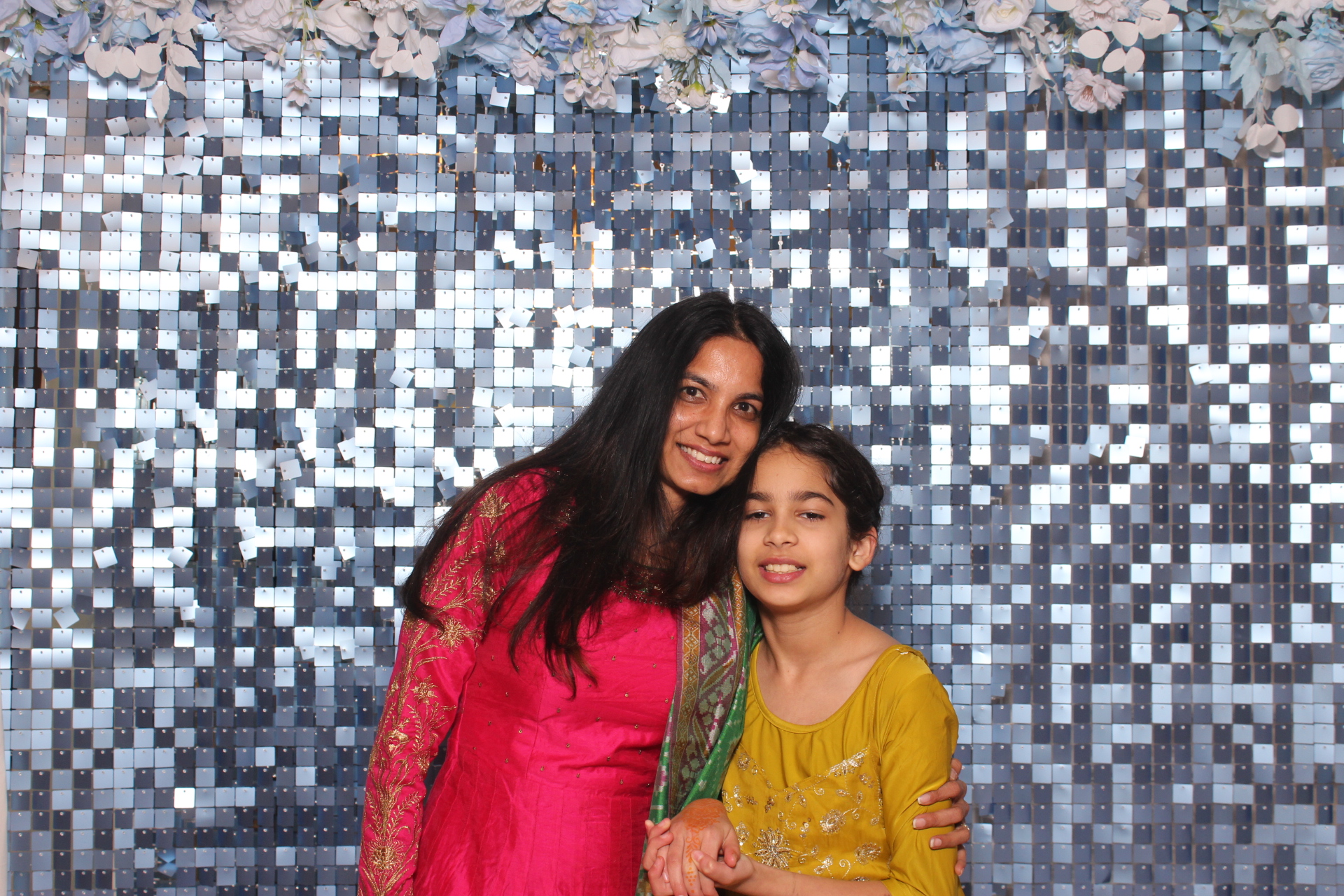 2026 Eid-al-Fitr Celebration | View more photos from the event at gallery.photoboothcincy.com/u/PhotoBoothCincy/2026-Eid-al-Fitr-Celebration