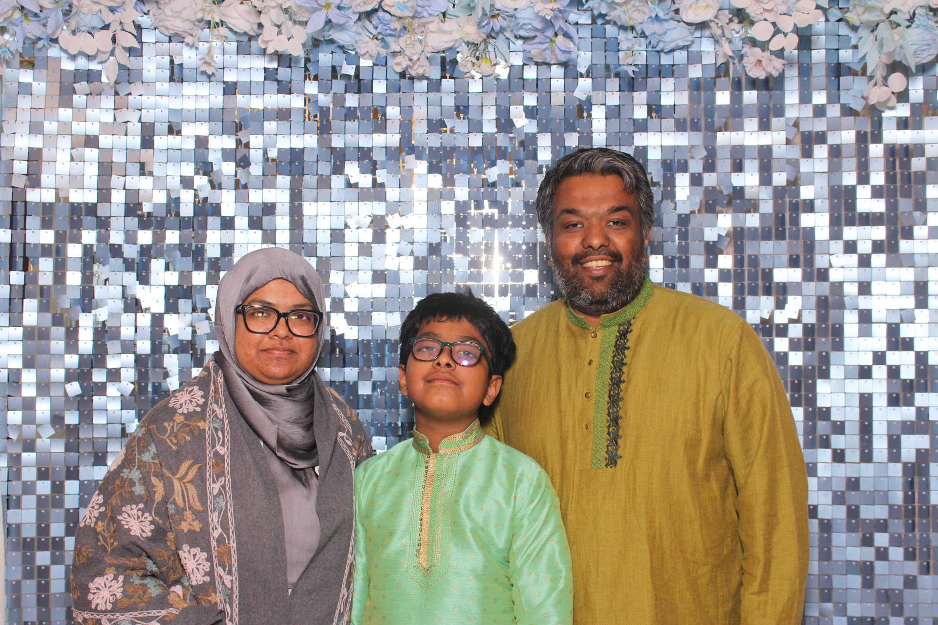 2026 Eid-al-Fitr Celebration | View more photos from the event at gallery.photoboothcincy.com/u/PhotoBoothCincy/2026-Eid-al-Fitr-Celebration