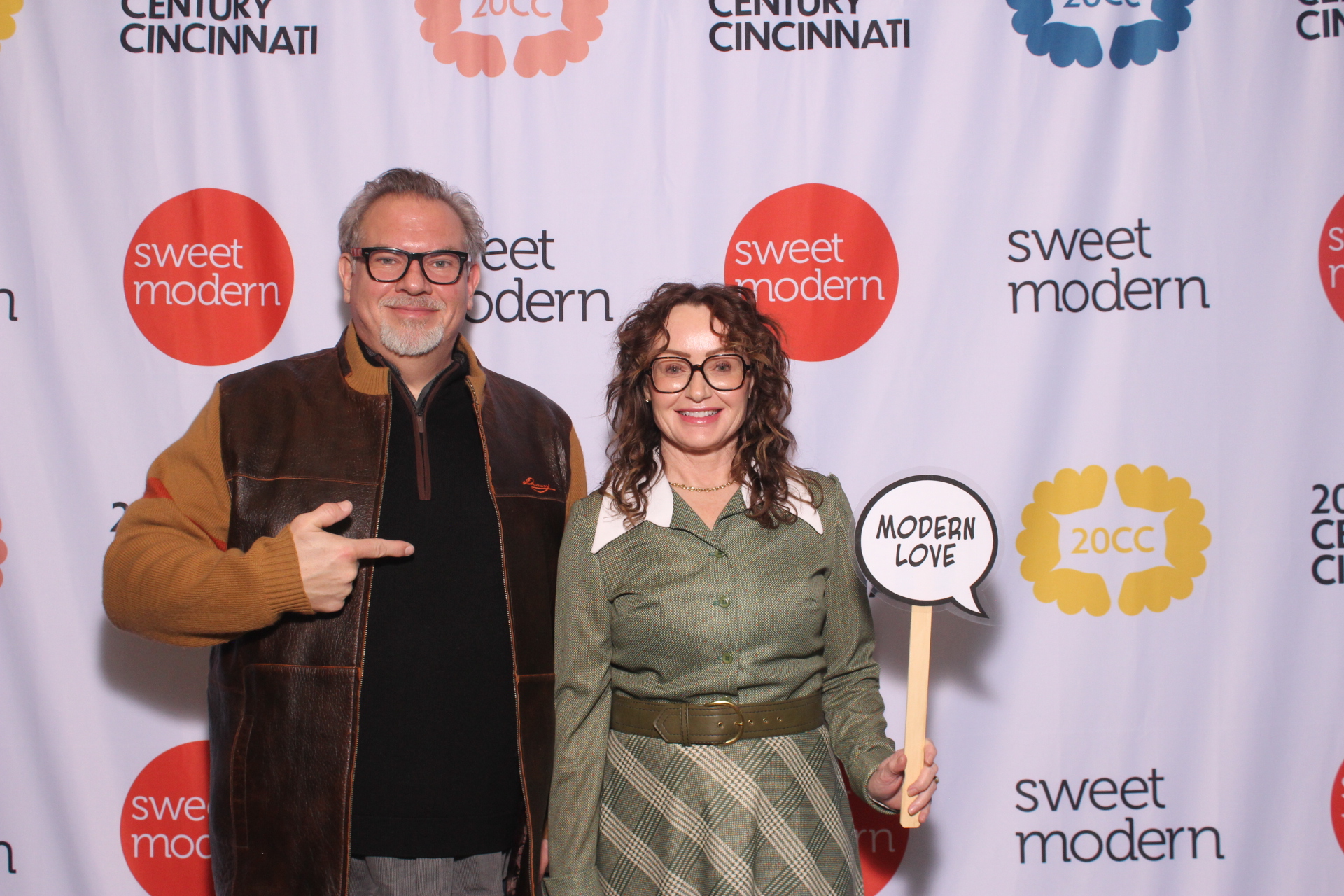 20th Century Cincinnati Friday | View more photos from the event at gallery.photoboothcincy.com/u/PhotoBoothCincy/20th-Century-Cincinnati-Friday