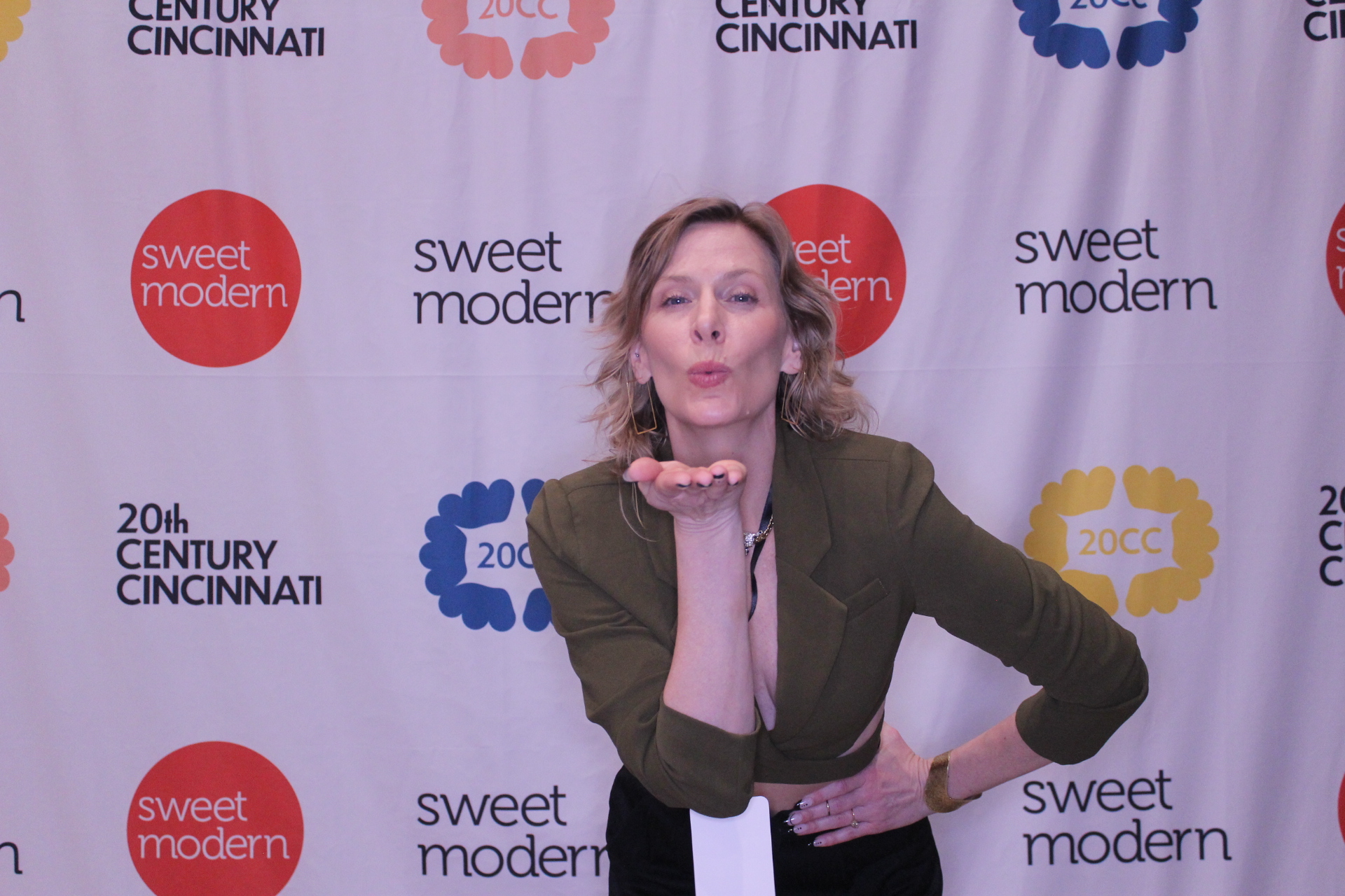 20th Century Cincinnati Friday | View more photos from the event at gallery.photoboothcincy.com/u/PhotoBoothCincy/20th-Century-Cincinnati-Friday