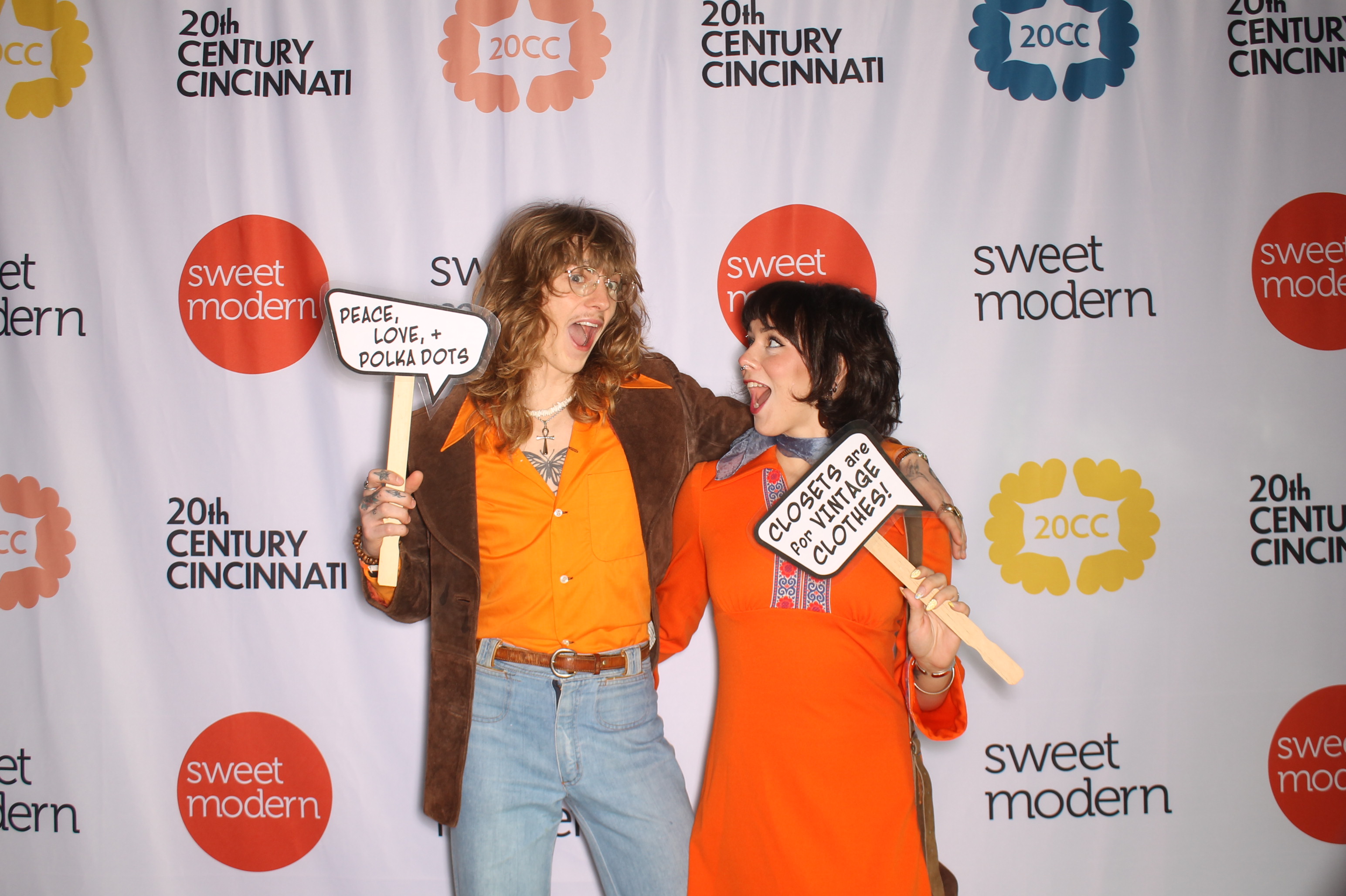 20th Century Cincinnati Saturday | View more photos from the event at gallery.photoboothcincy.com/u/PhotoBoothCincy/20th-Century-Cincinnati-Saturday