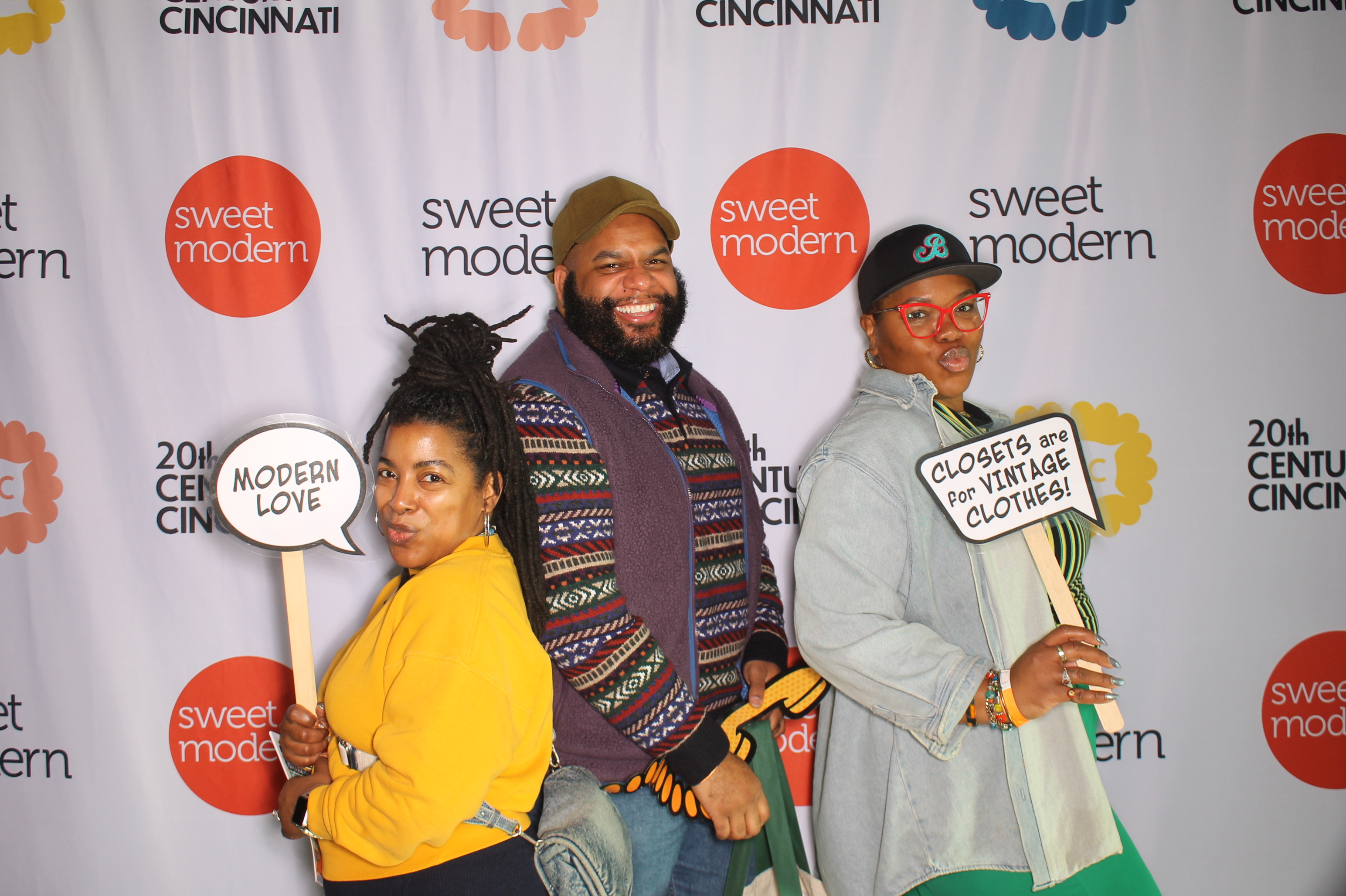 20th Century Cincinnati Saturday | View more photos from the event at gallery.photoboothcincy.com/u/PhotoBoothCincy/20th-Century-Cincinnati-Saturday