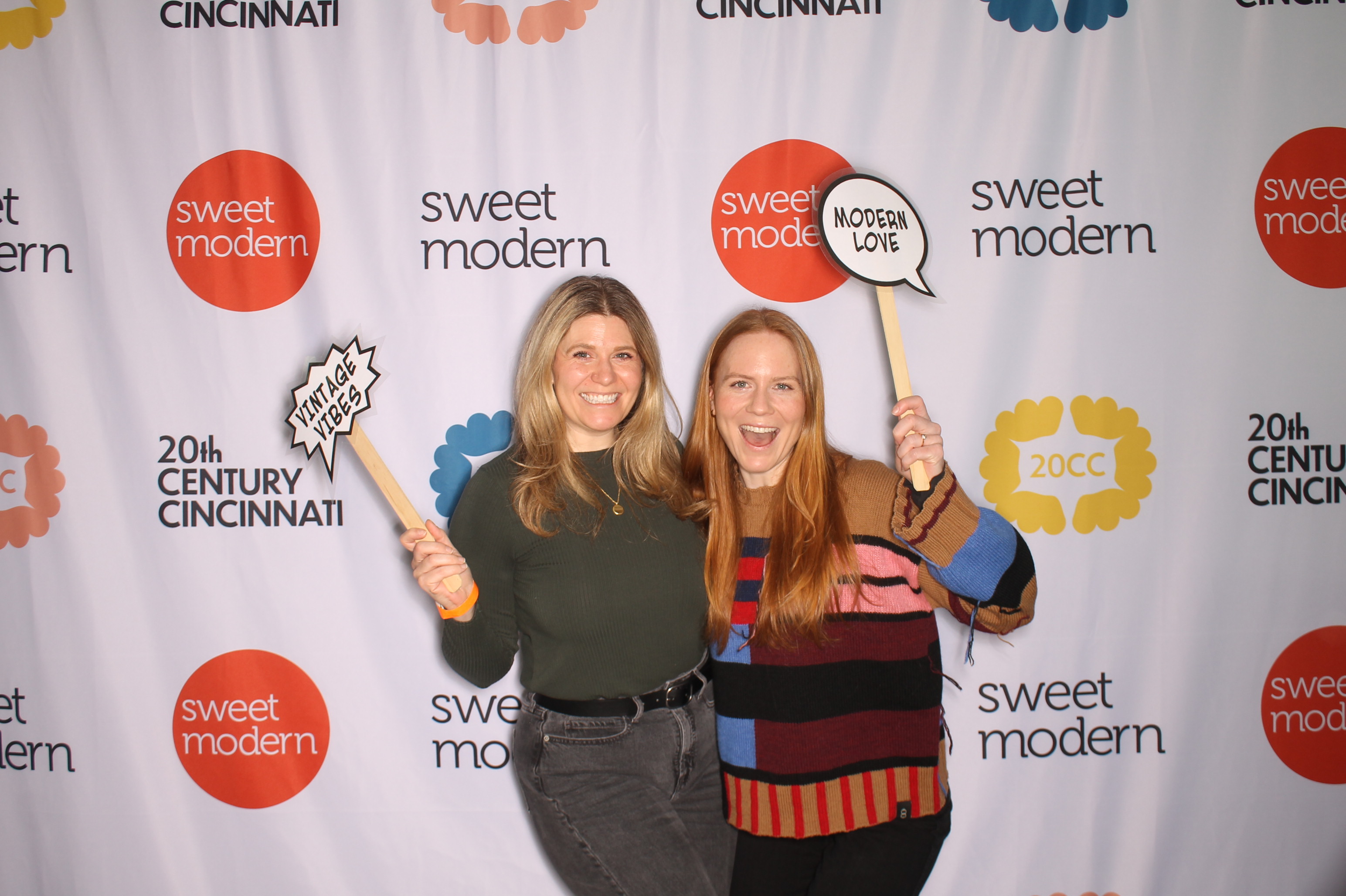 20th Century Cincinnati Saturday | View more photos from the event at gallery.photoboothcincy.com/u/PhotoBoothCincy/20th-Century-Cincinnati-Saturday