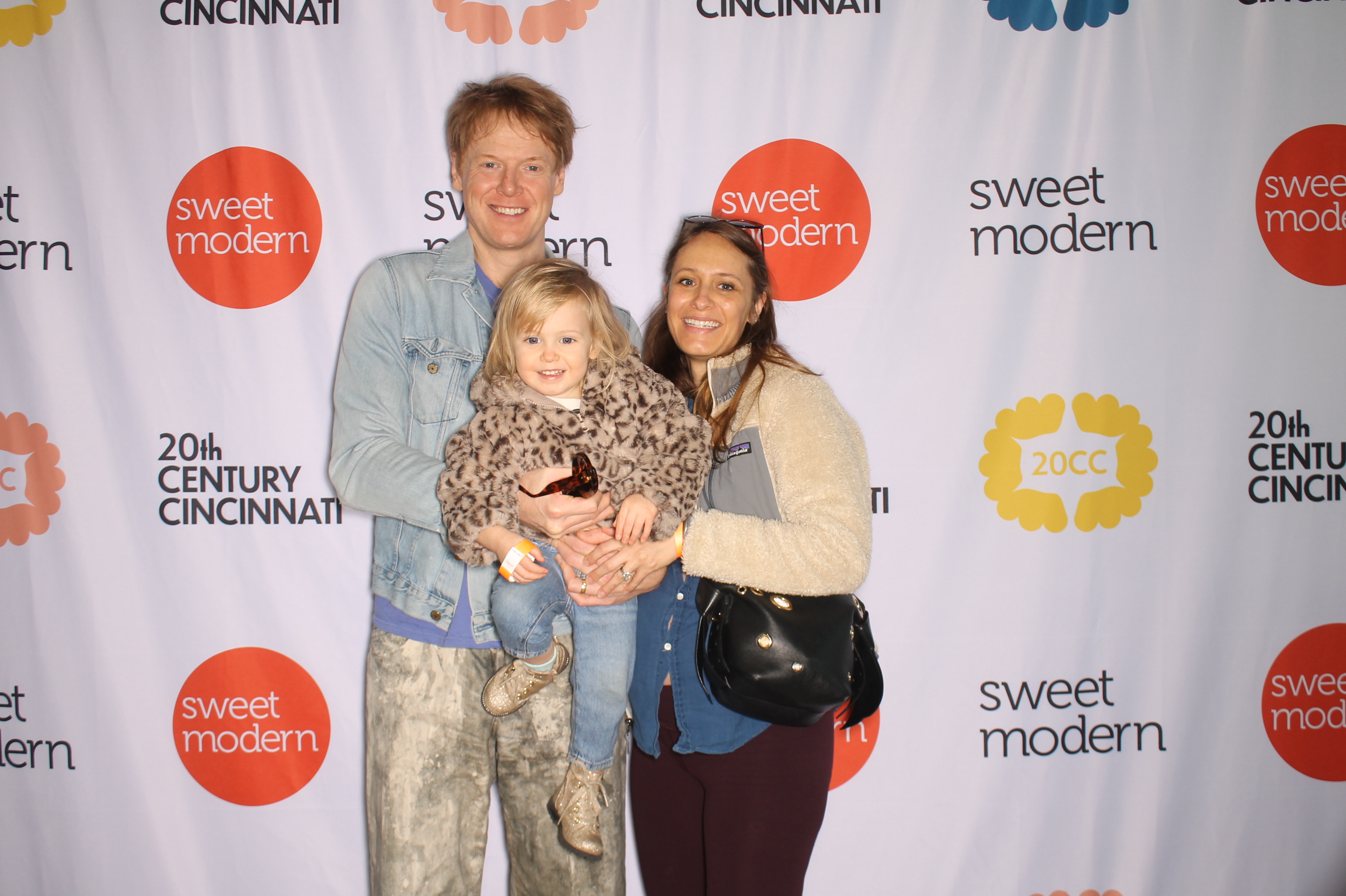 20th Century Cincinnati Saturday | View more photos from the event at gallery.photoboothcincy.com/u/PhotoBoothCincy/20th-Century-Cincinnati-Saturday