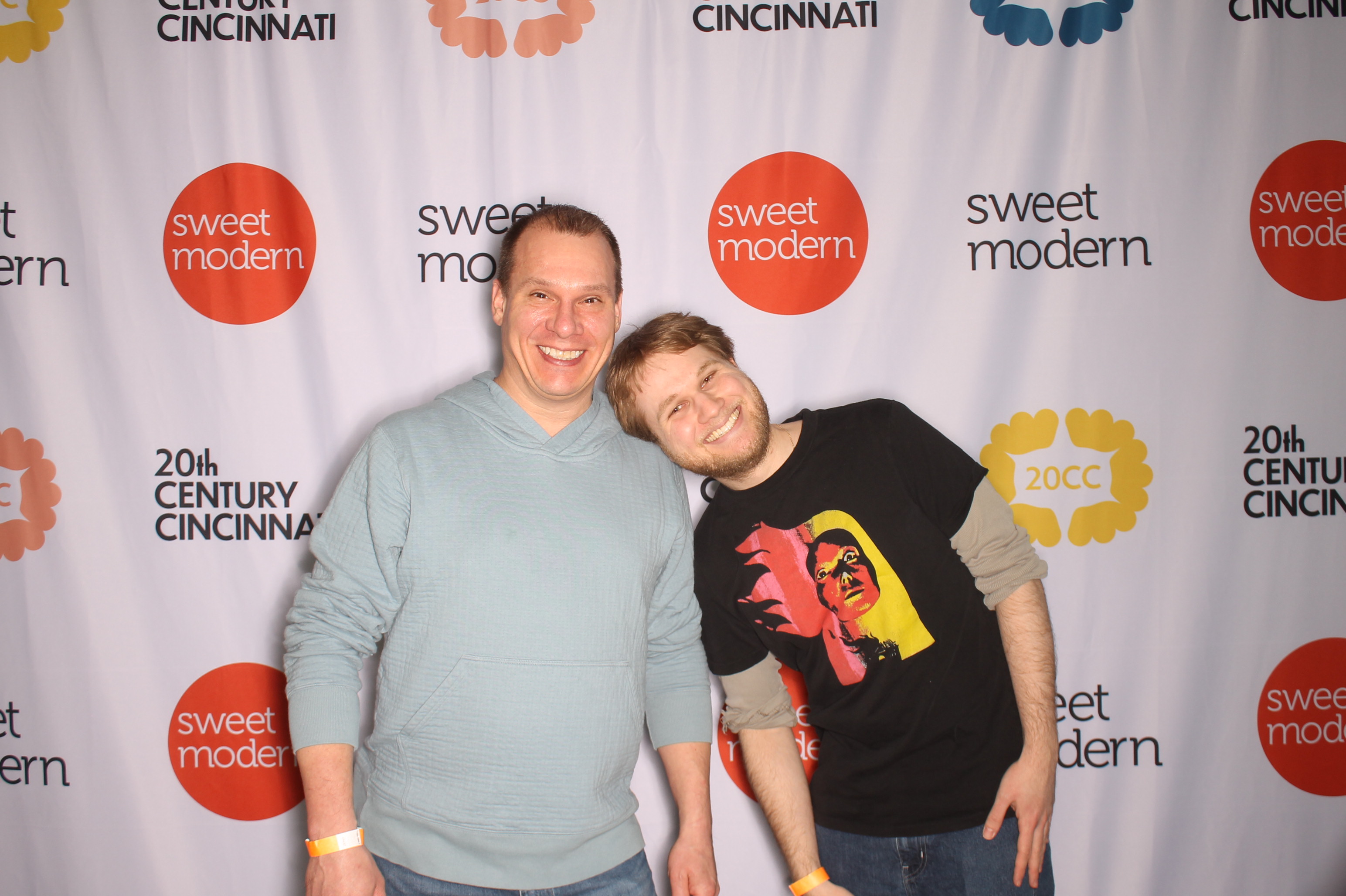 20th Century Cincinnati Saturday | View more photos from the event at gallery.photoboothcincy.com/u/PhotoBoothCincy/20th-Century-Cincinnati-Saturday