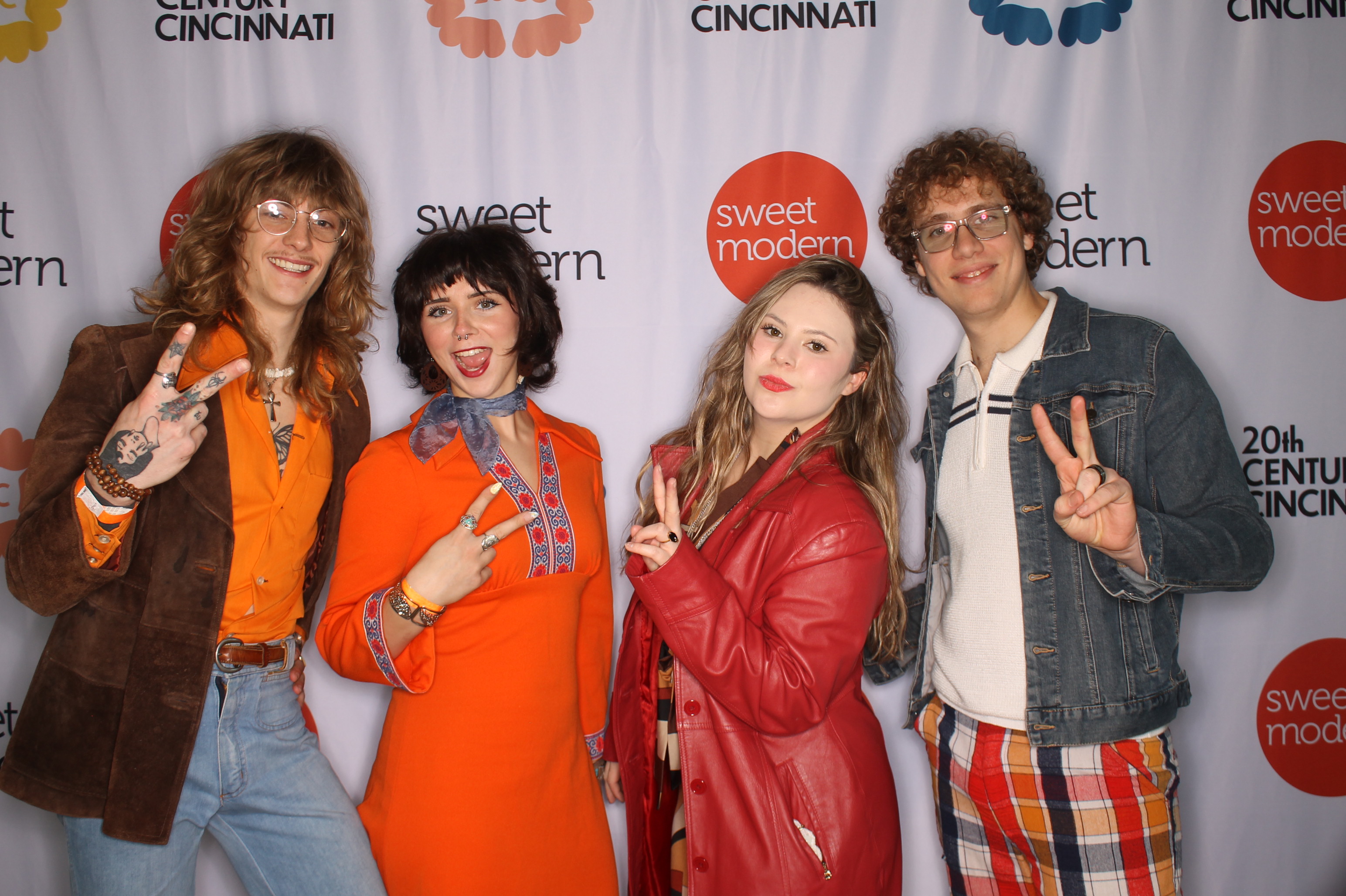 20th Century Cincinnati Saturday | View more photos from the event at gallery.photoboothcincy.com/u/PhotoBoothCincy/20th-Century-Cincinnati-Saturday