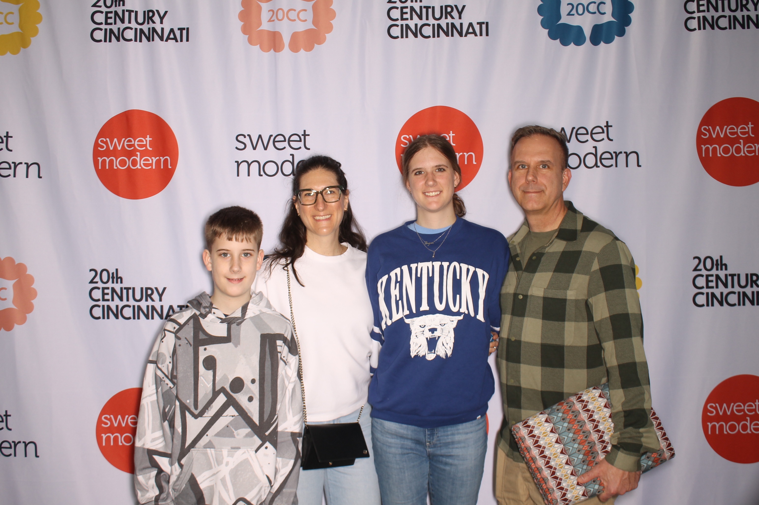 20th Century Cincinnati Saturday | View more photos from the event at gallery.photoboothcincy.com/u/PhotoBoothCincy/20th-Century-Cincinnati-Saturday