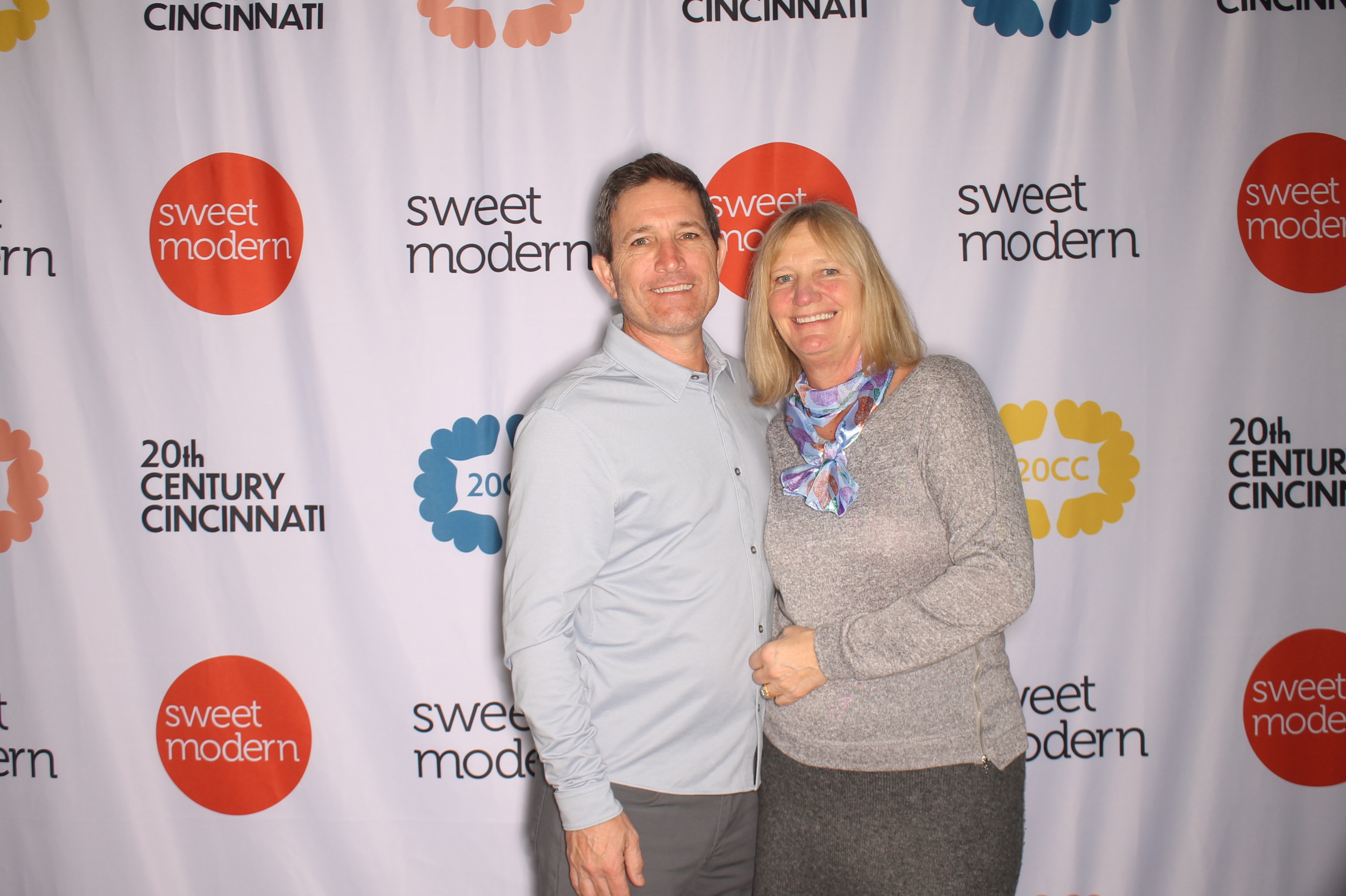 20th Century Cincinnati Saturday | View more photos from the event at gallery.photoboothcincy.com/u/PhotoBoothCincy/20th-Century-Cincinnati-Saturday