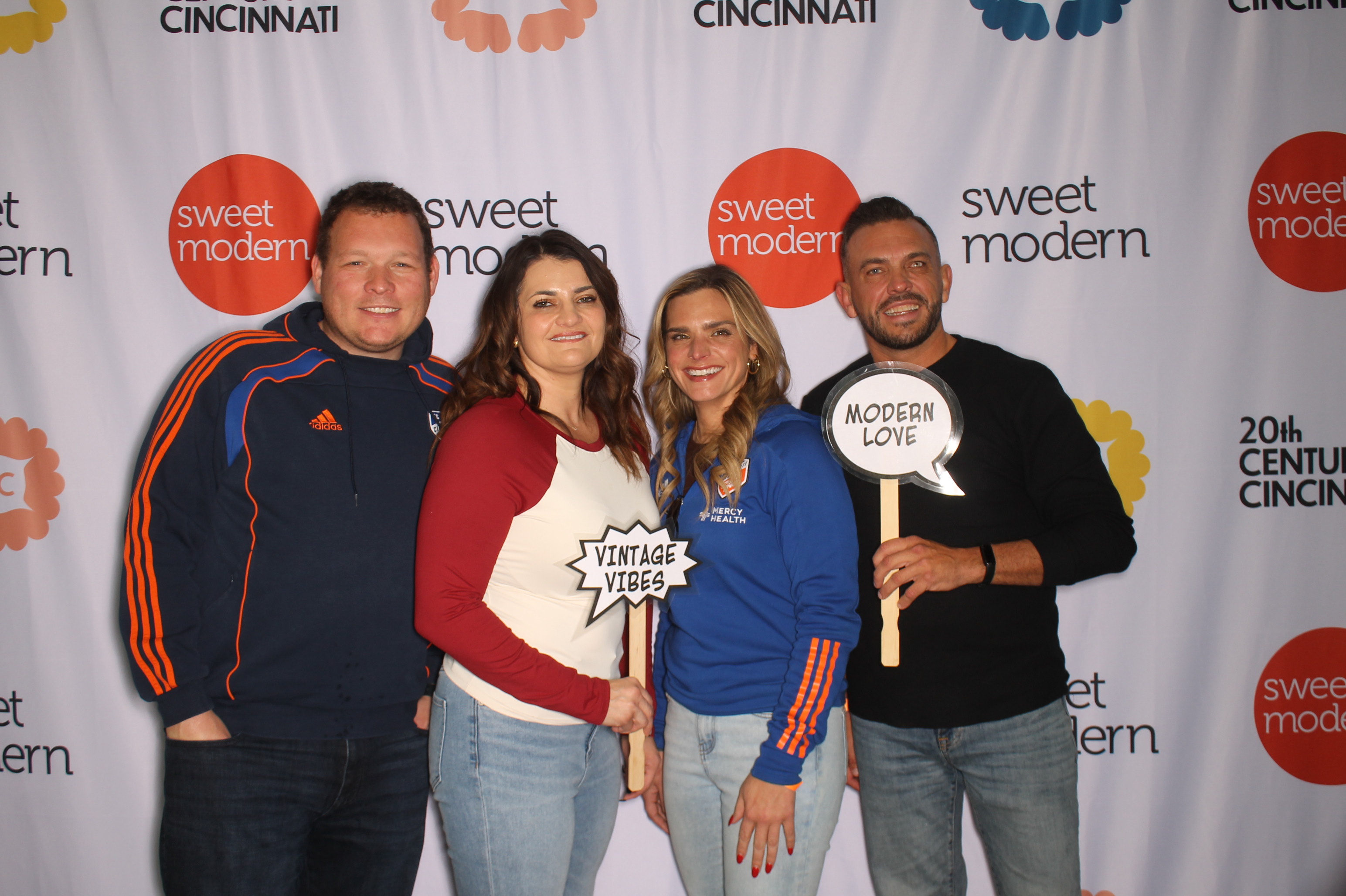 20th Century Cincinnati Saturday | View more photos from the event at gallery.photoboothcincy.com/u/PhotoBoothCincy/20th-Century-Cincinnati-Saturday