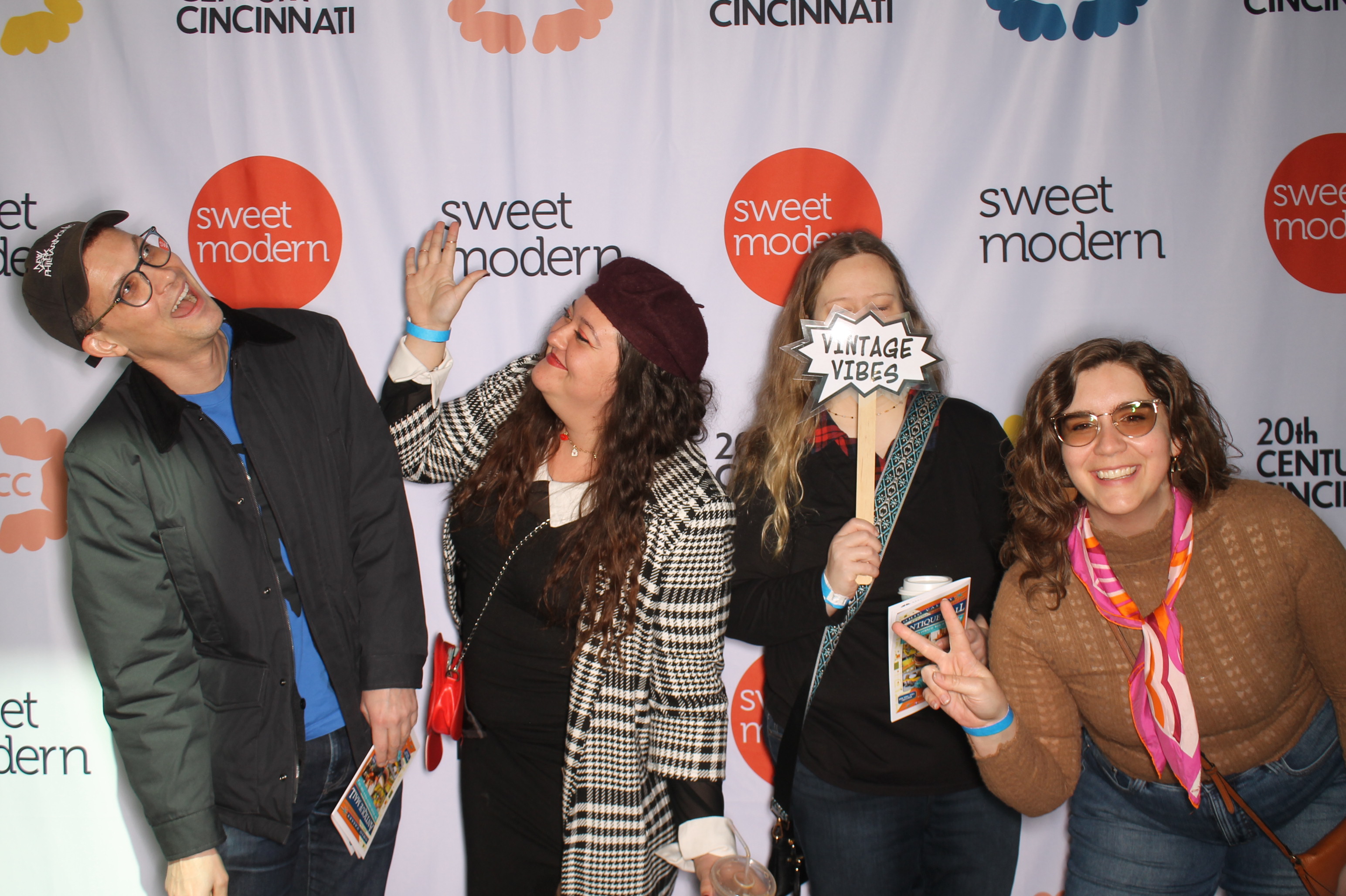 20th Century Cincinnati Saturday | View more photos from the event at gallery.photoboothcincy.com/u/PhotoBoothCincy/20th-Century-Cincinnati-Saturday