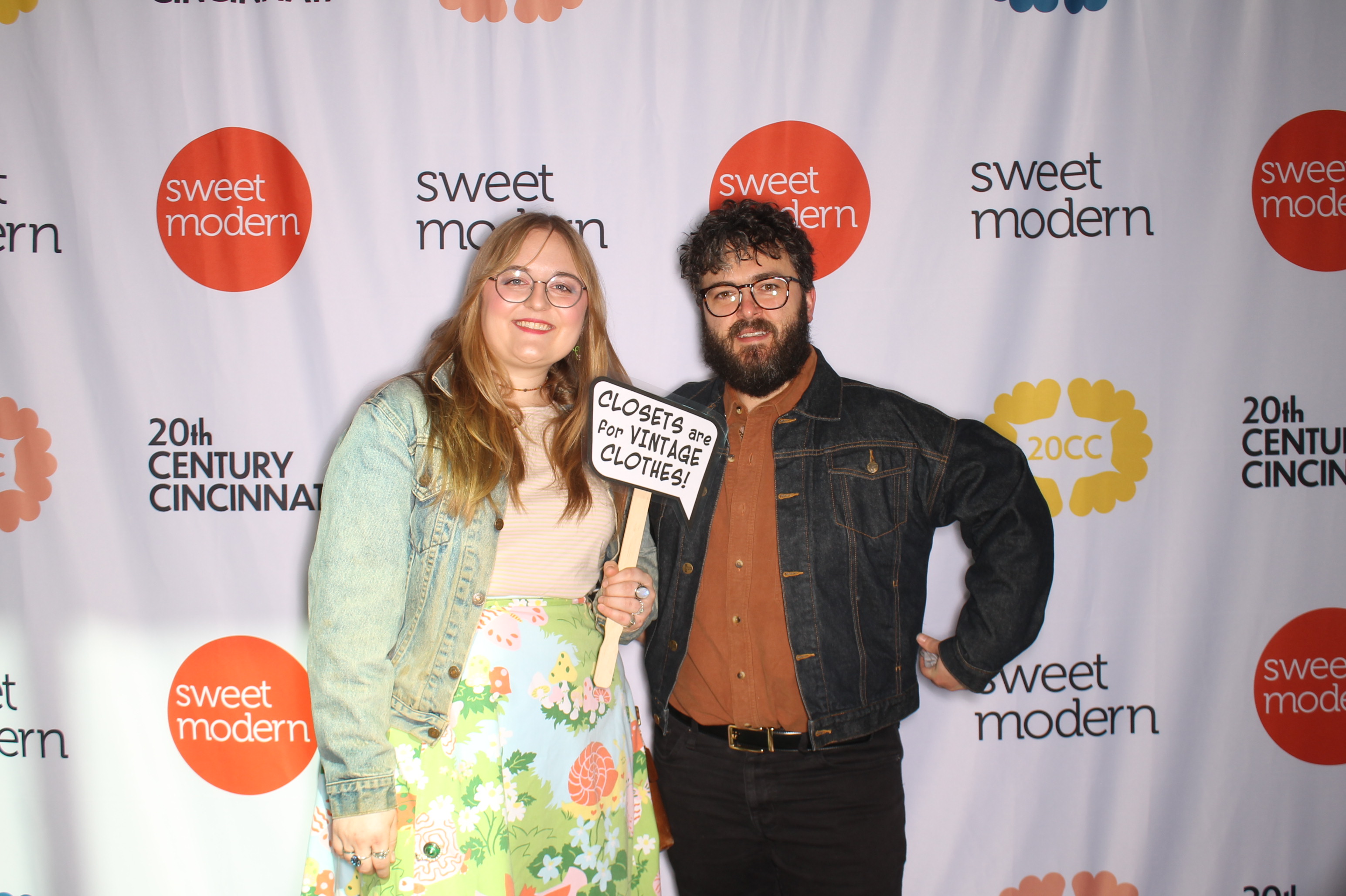 20th Century Cincinnati Saturday | View more photos from the event at gallery.photoboothcincy.com/u/PhotoBoothCincy/20th-Century-Cincinnati-Saturday