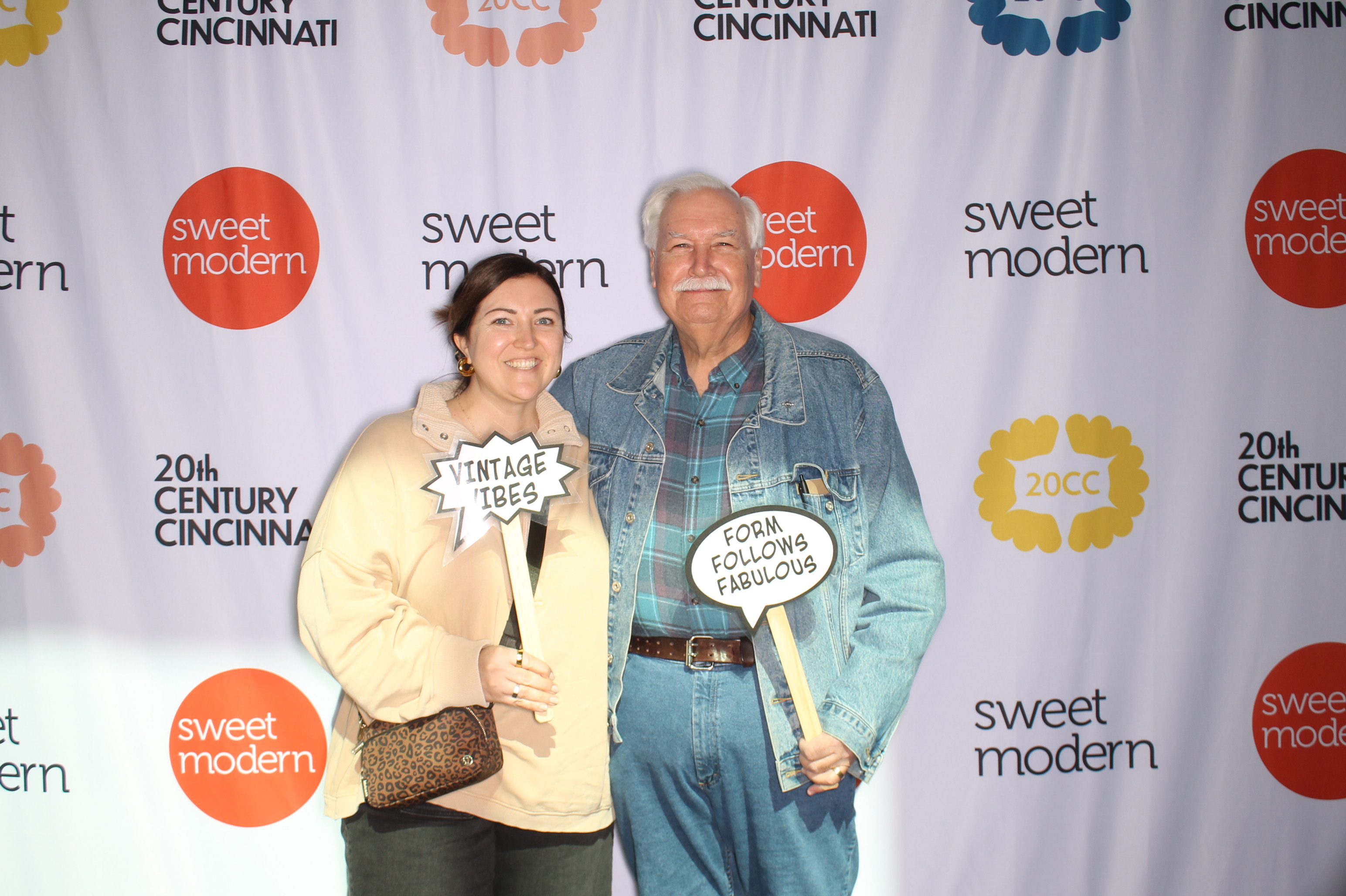 20th Century Cincinnati Saturday | View more photos from the event at gallery.photoboothcincy.com/u/PhotoBoothCincy/20th-Century-Cincinnati-Saturday
