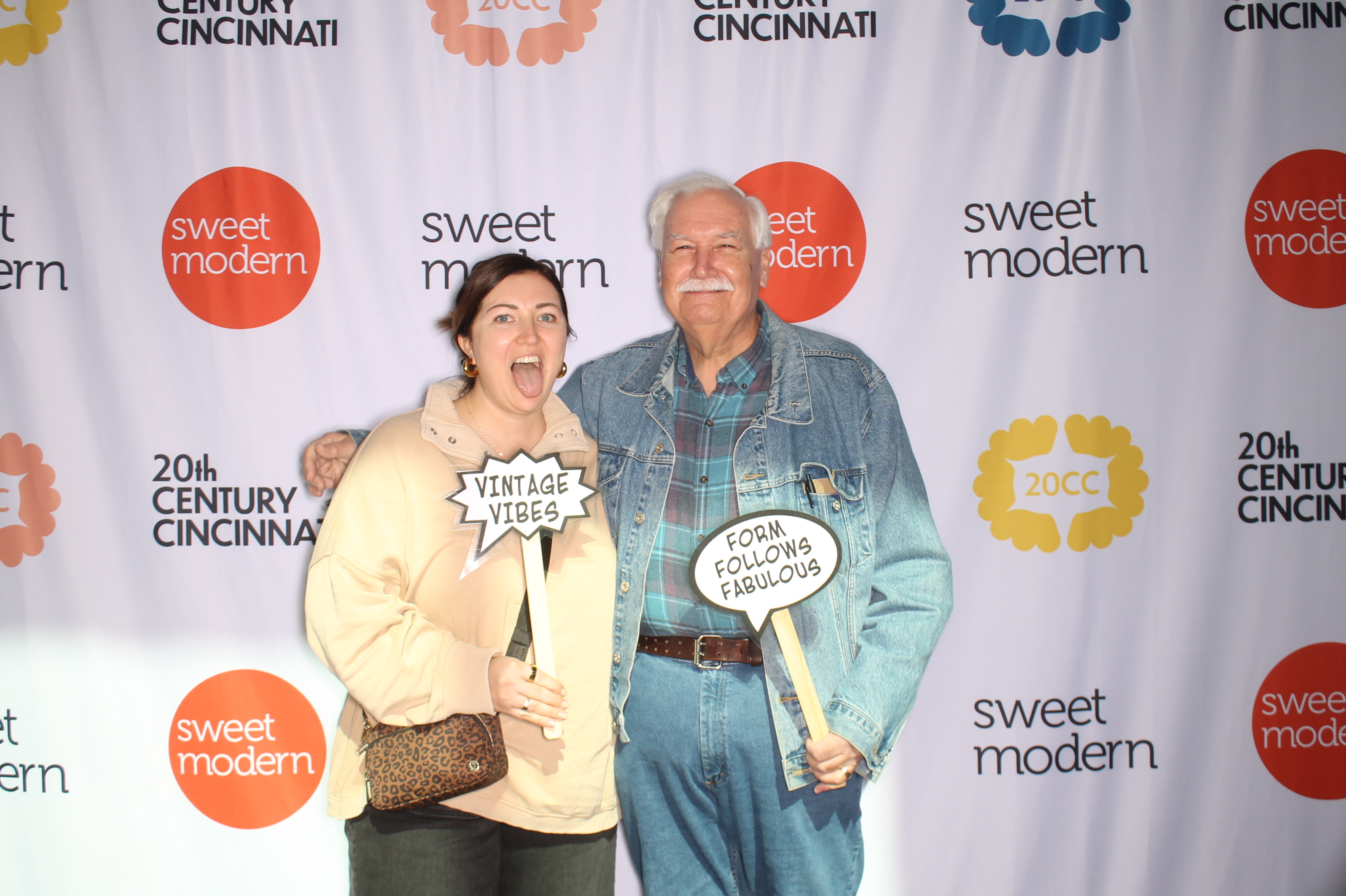 20th Century Cincinnati Saturday | View more photos from the event at gallery.photoboothcincy.com/u/PhotoBoothCincy/20th-Century-Cincinnati-Saturday