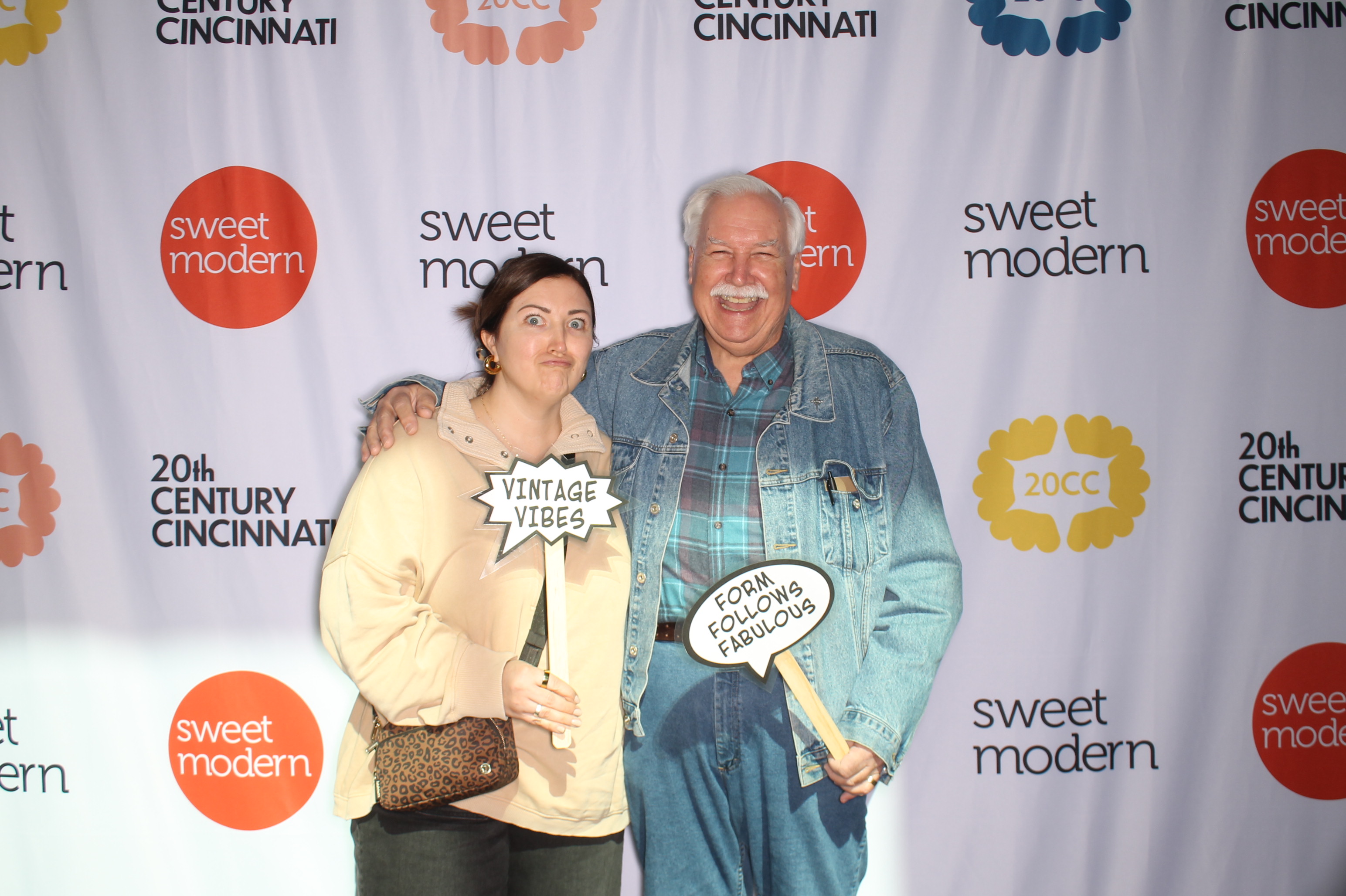 20th Century Cincinnati Saturday | View more photos from the event at gallery.photoboothcincy.com/u/PhotoBoothCincy/20th-Century-Cincinnati-Saturday