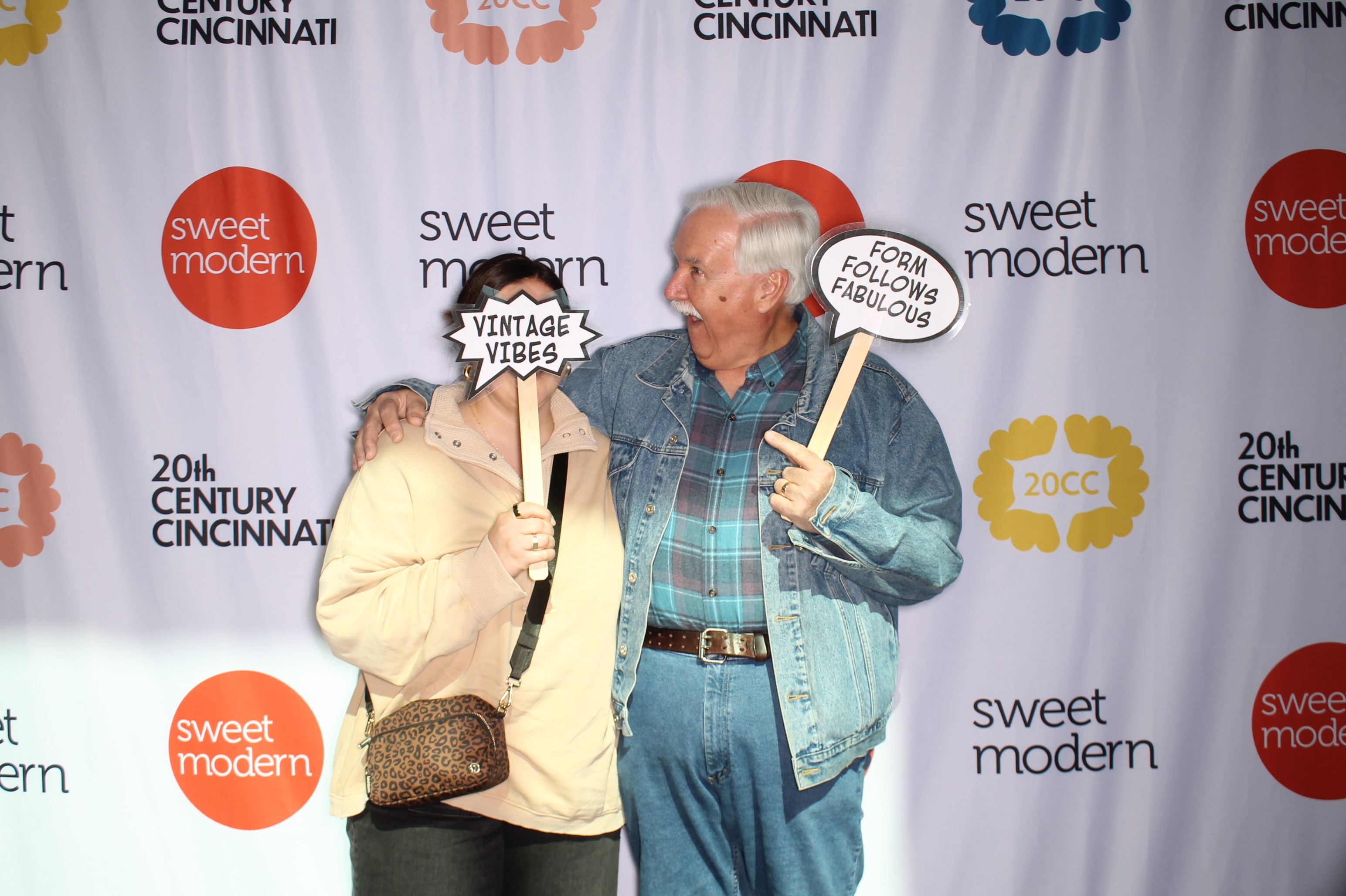 20th Century Cincinnati Saturday | View more photos from the event at gallery.photoboothcincy.com/u/PhotoBoothCincy/20th-Century-Cincinnati-Saturday