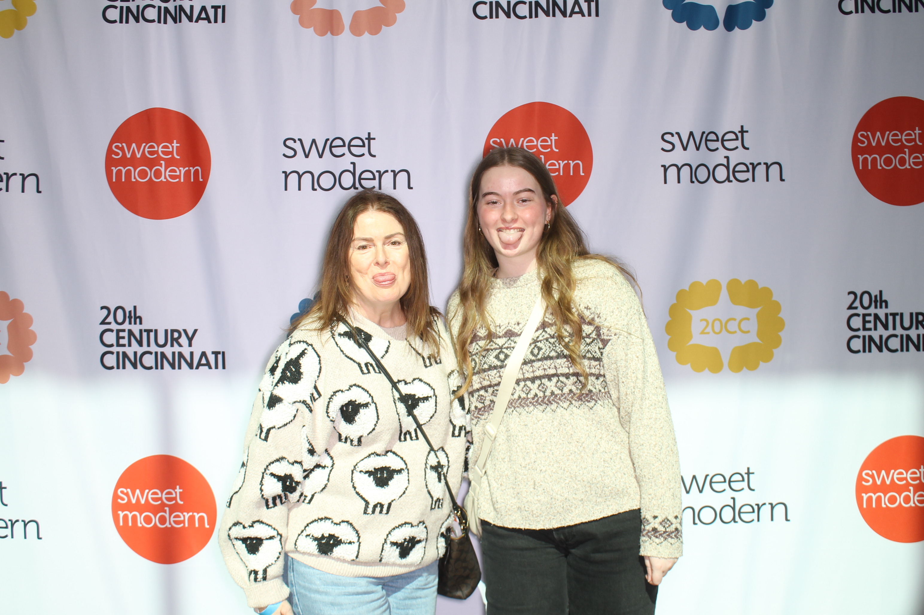 20th Century Cincinnati Saturday | View more photos from the event at gallery.photoboothcincy.com/u/PhotoBoothCincy/20th-Century-Cincinnati-Saturday