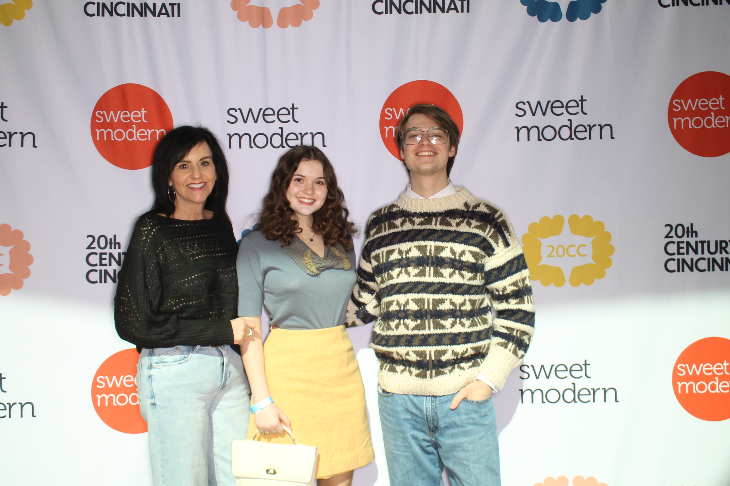 20th Century Cincinnati Saturday | View more photos from the event at gallery.photoboothcincy.com/u/PhotoBoothCincy/20th-Century-Cincinnati-Saturday