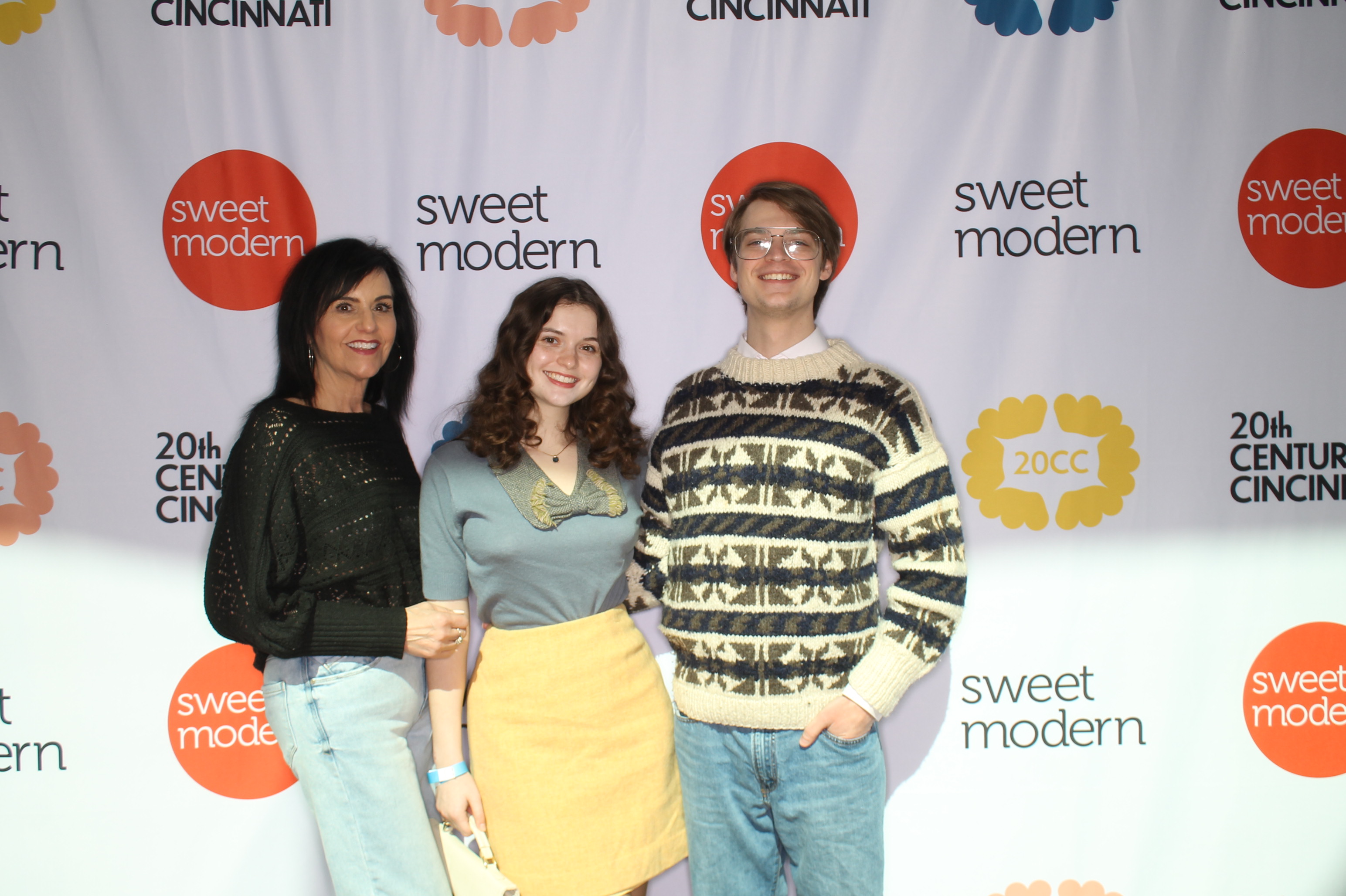 20th Century Cincinnati Saturday | View more photos from the event at gallery.photoboothcincy.com/u/PhotoBoothCincy/20th-Century-Cincinnati-Saturday