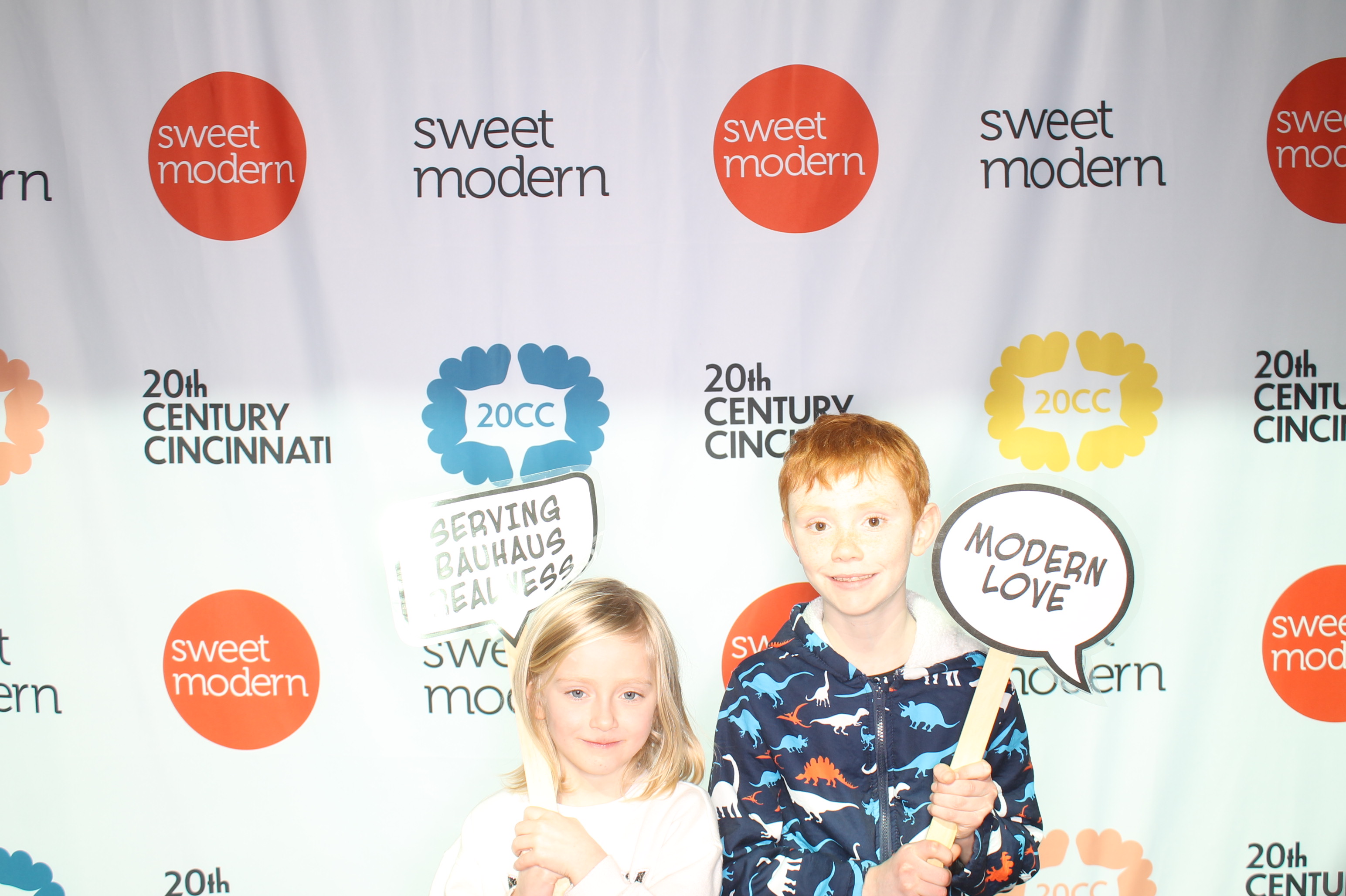 20th Century Cincinnati Saturday | View more photos from the event at gallery.photoboothcincy.com/u/PhotoBoothCincy/20th-Century-Cincinnati-Saturday